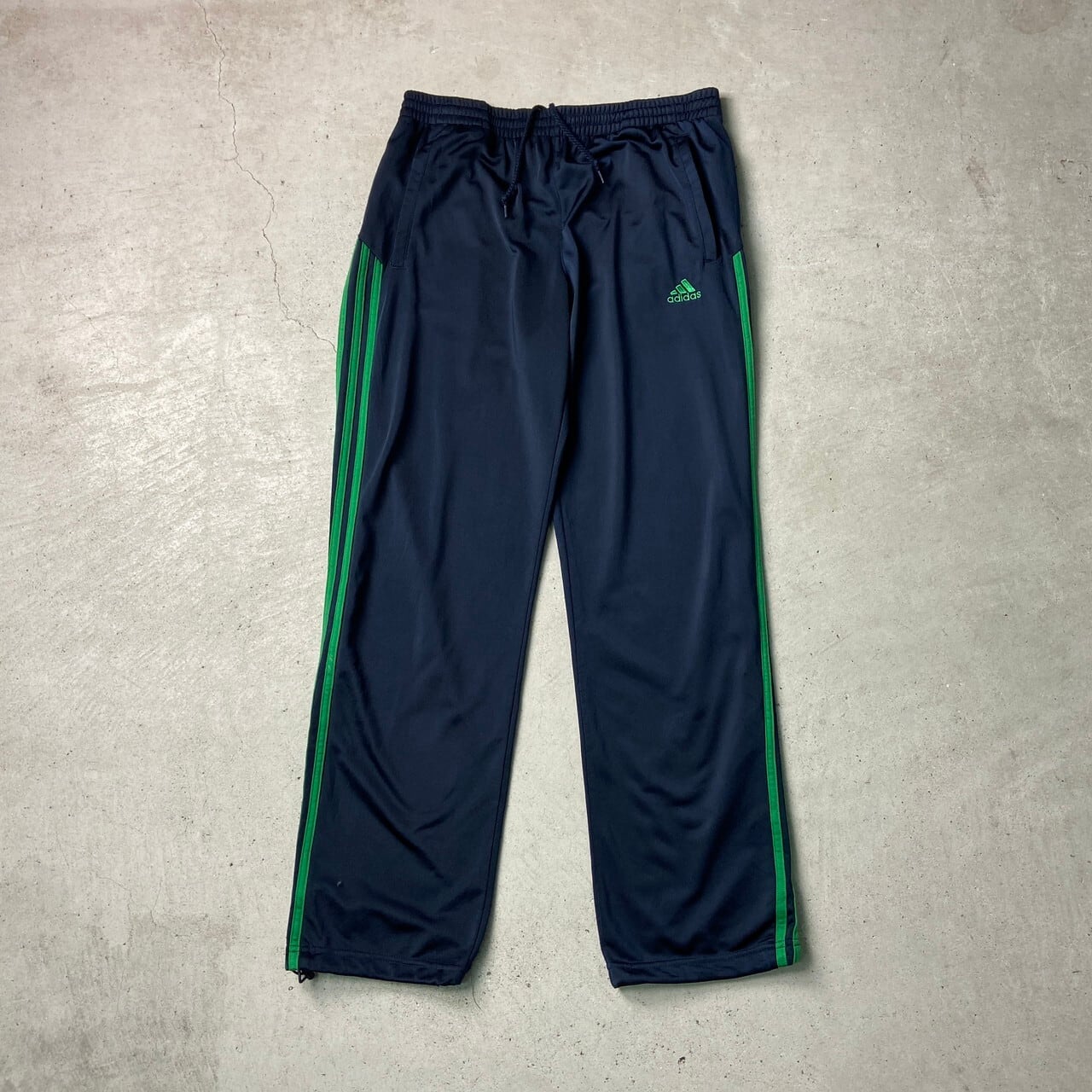 adidas アディダス トラックパンツ ジャージパンツ パフォーマンスロゴ 