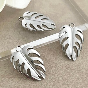 201ステンレス製モンステラ立体チャーム/ハワイアン/葉っぱ/トロピカル/ハワイアンパーツ