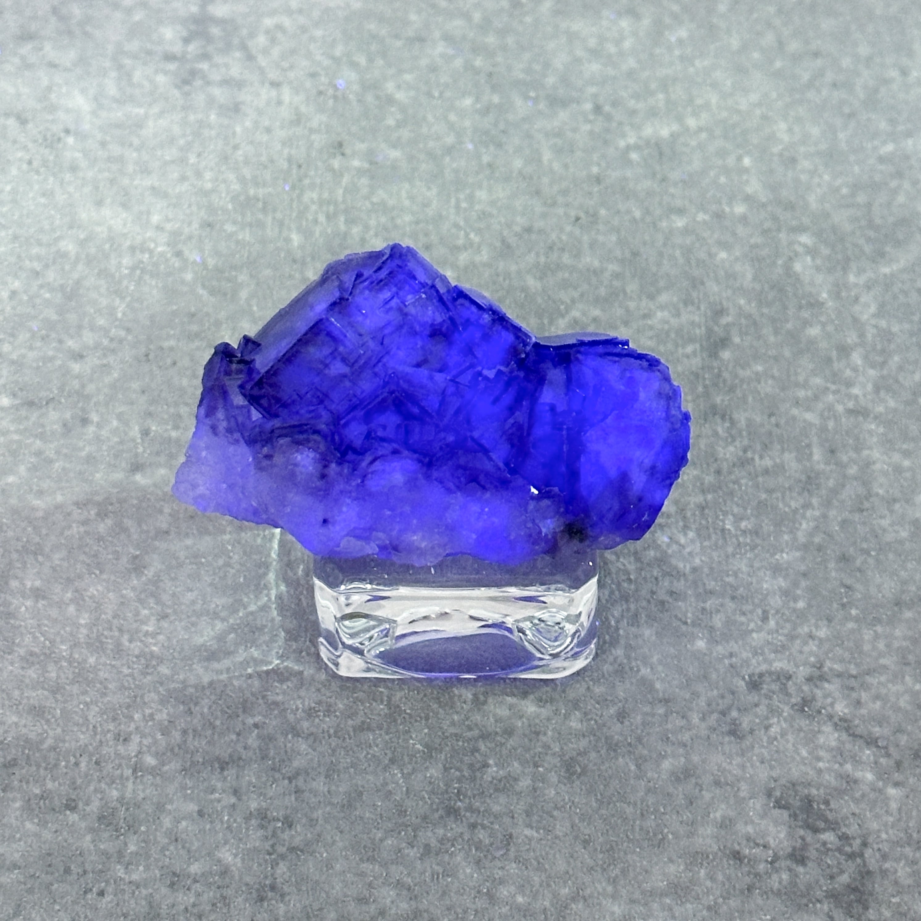 蛍光◎ヤオガンシャン産フローライト 原石03◇ Fluorite From