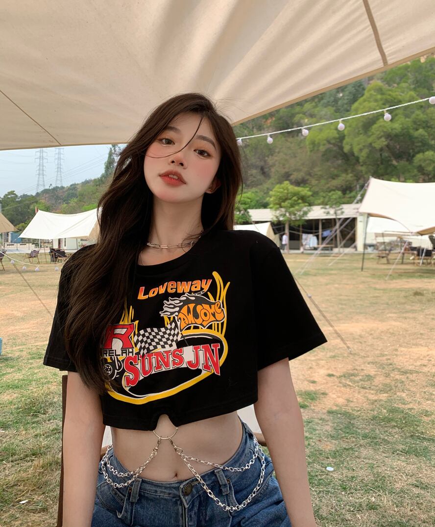 スタンダードTシャツ サマーチェーン ショートクロップドブラックトップス レトロ 夏物 ヨーロピアン ブラックストロベリース83005878629