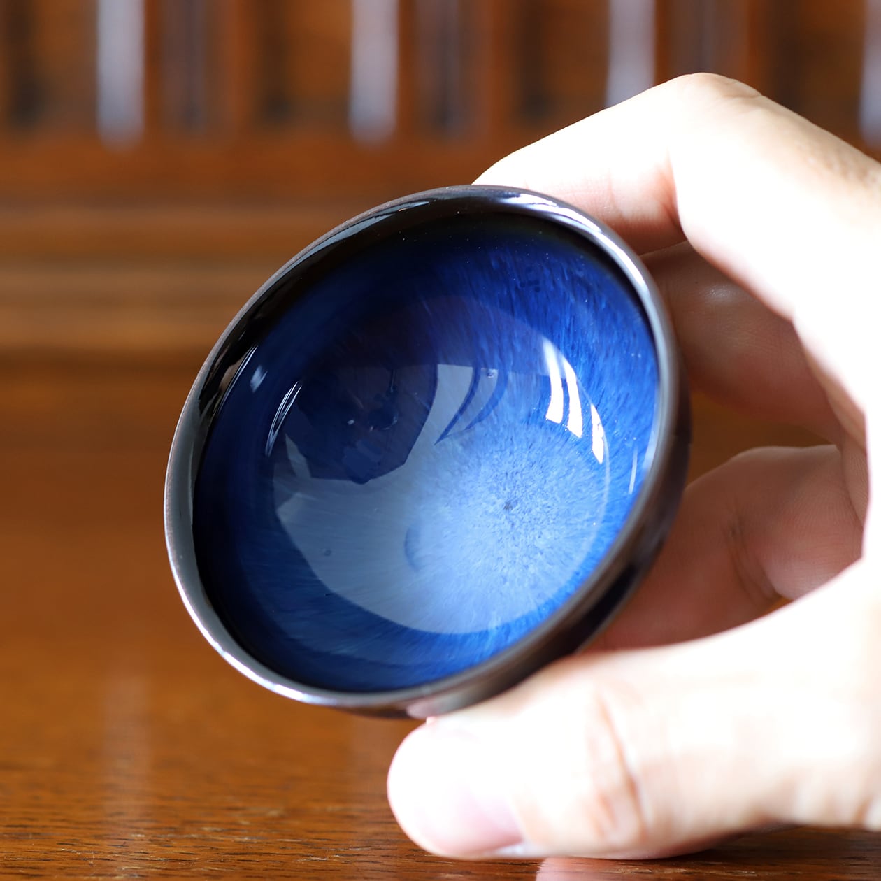 青木清晃 天目「宙」 ぐい呑み （一点物） 【 木箱入り】 | にっこう