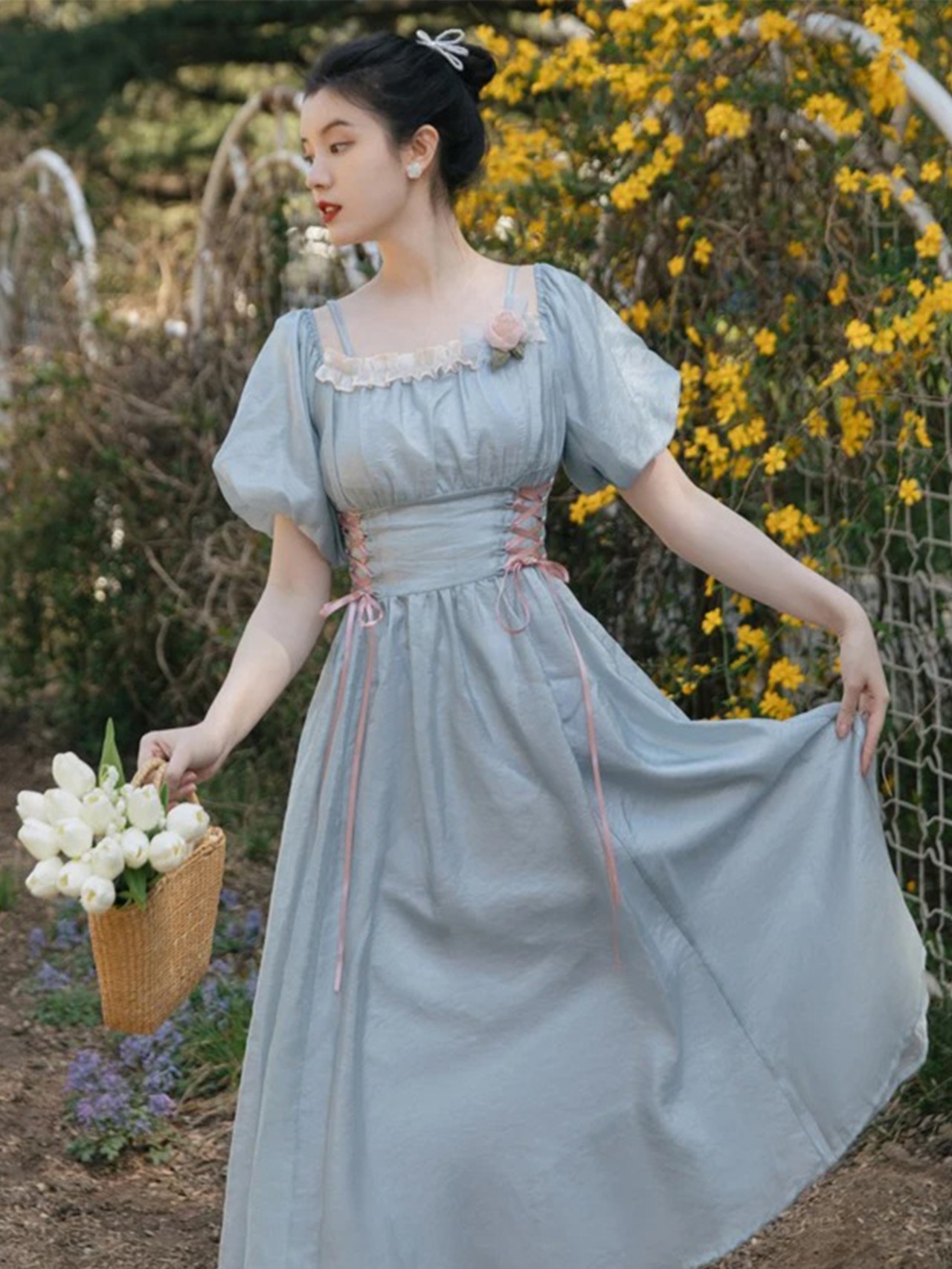 【0043】Vintage Blue Lace-up Short Sleeve Dress