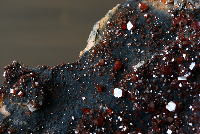 バナジナイト Vanadinite 852