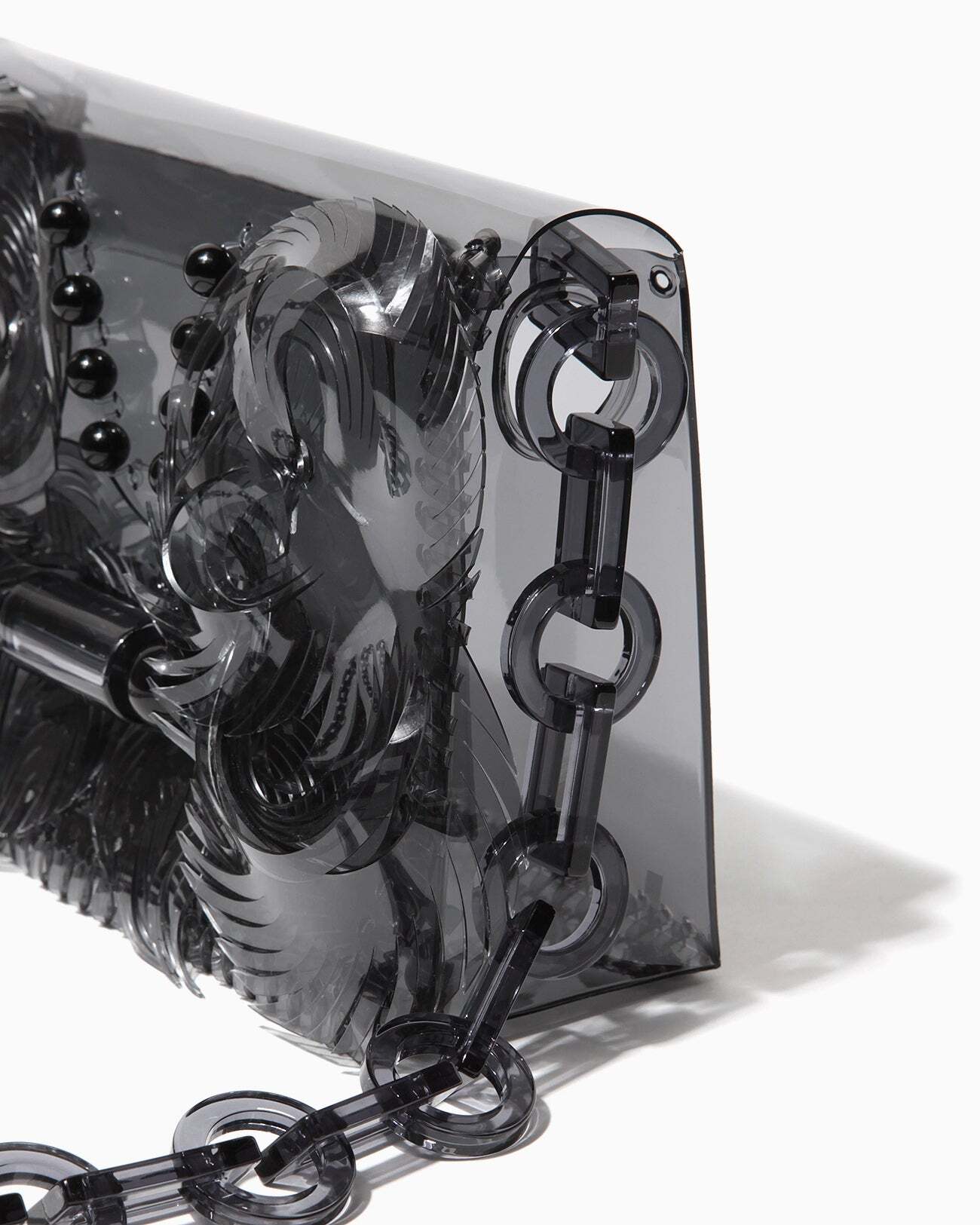 Mame Kurogouchi】Transparent Sculptural Mini Chain Bag MM-AC095