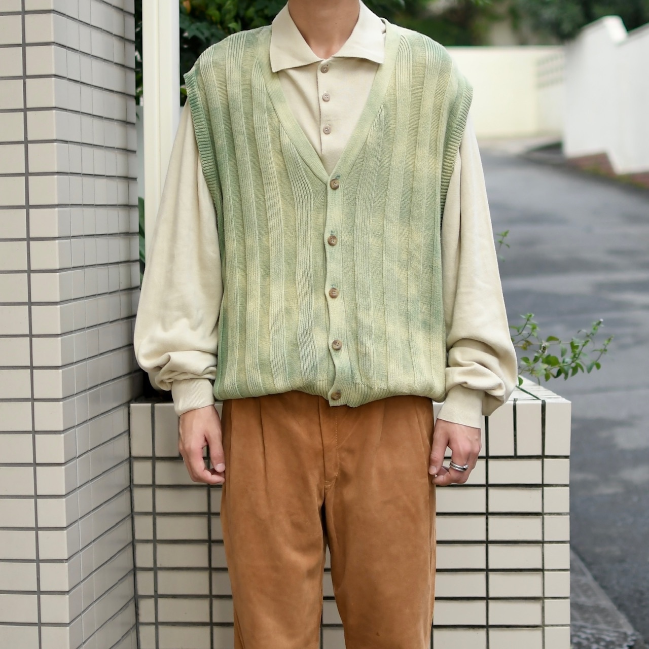 GAP bleached cotton knit vest