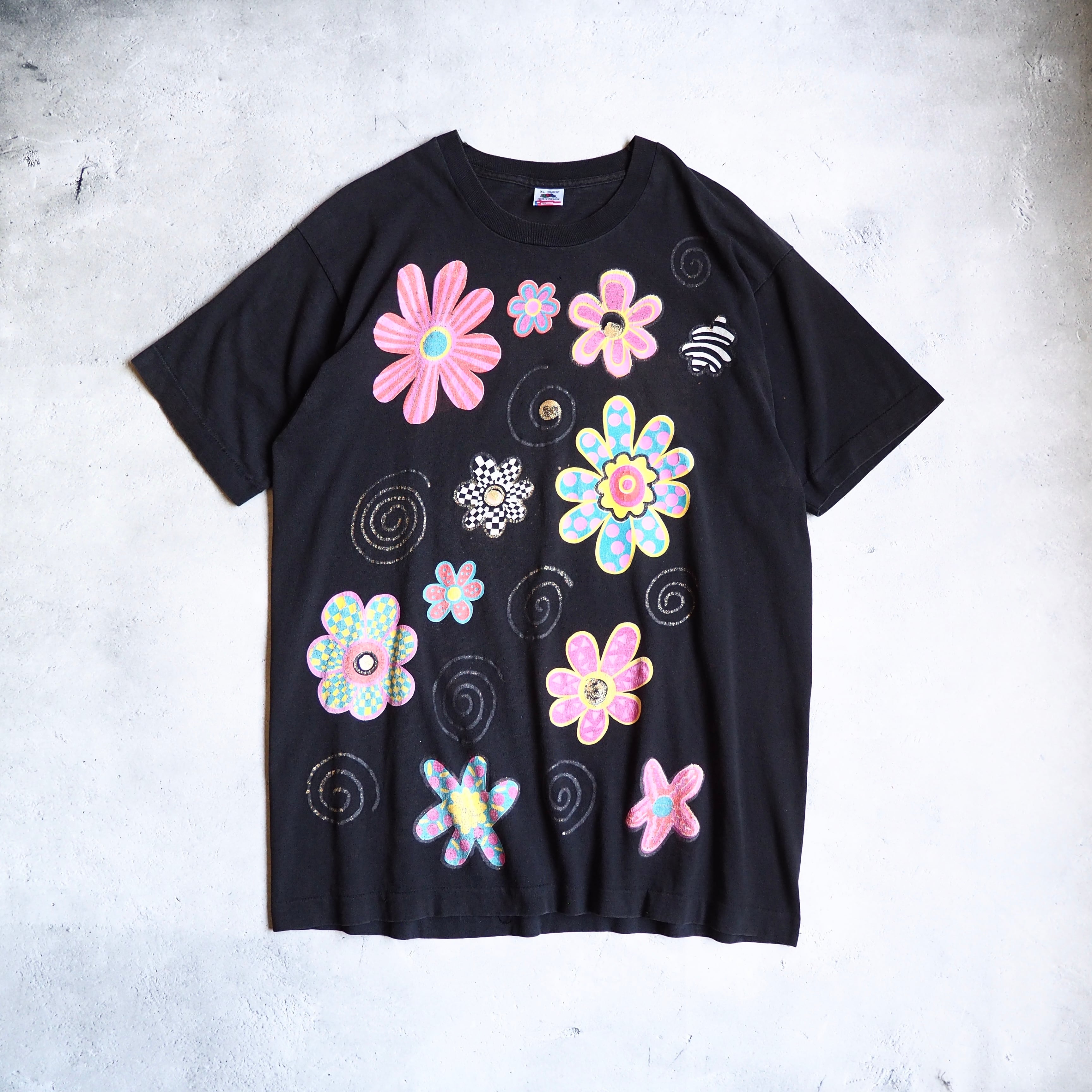 1990s " Special ‐ Made in USA " Colorful Flower Hand Painted vintage loose SS Tee