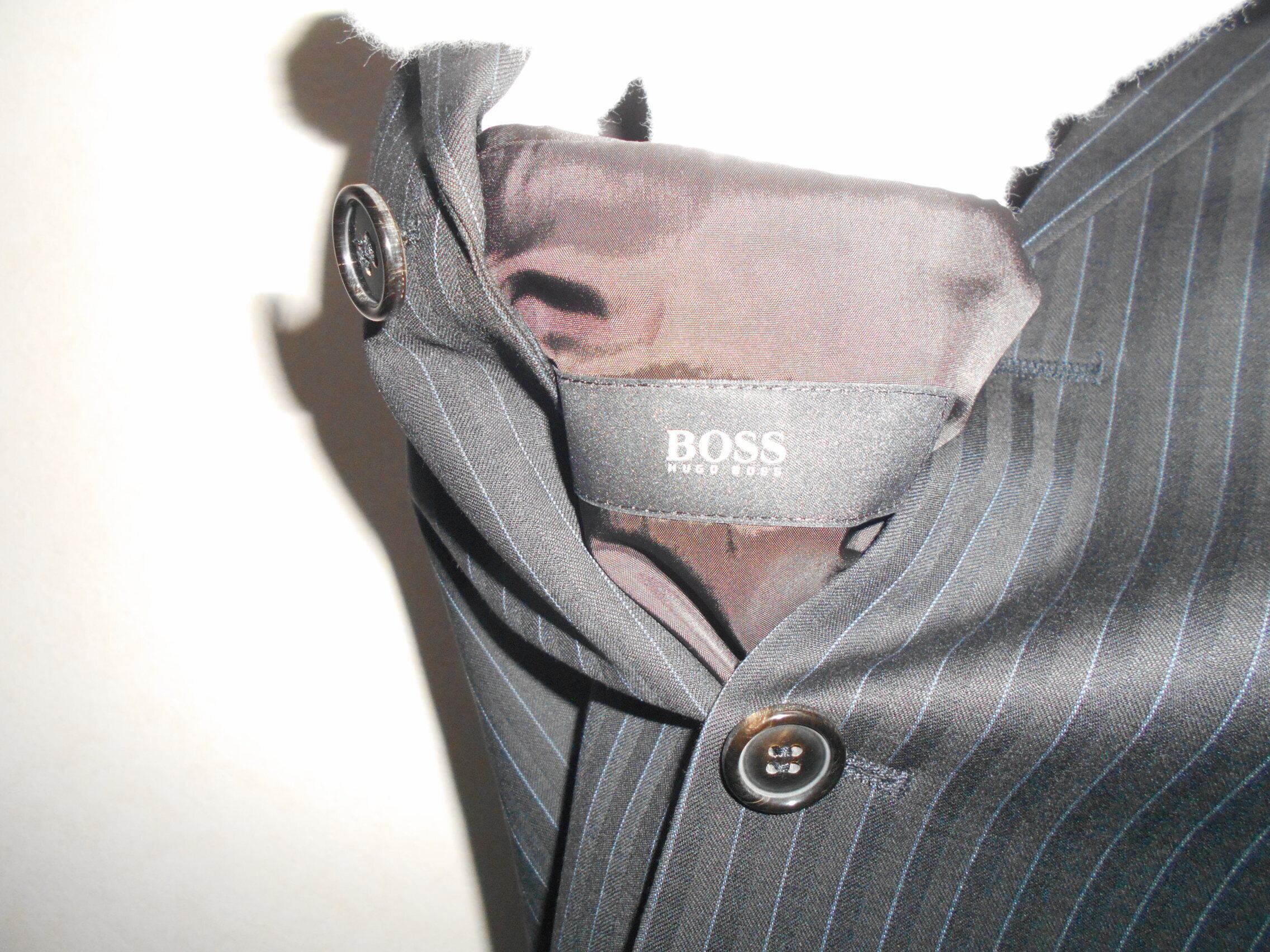 052170● HUGO BOSS 3B ストライプ セットアップ 48