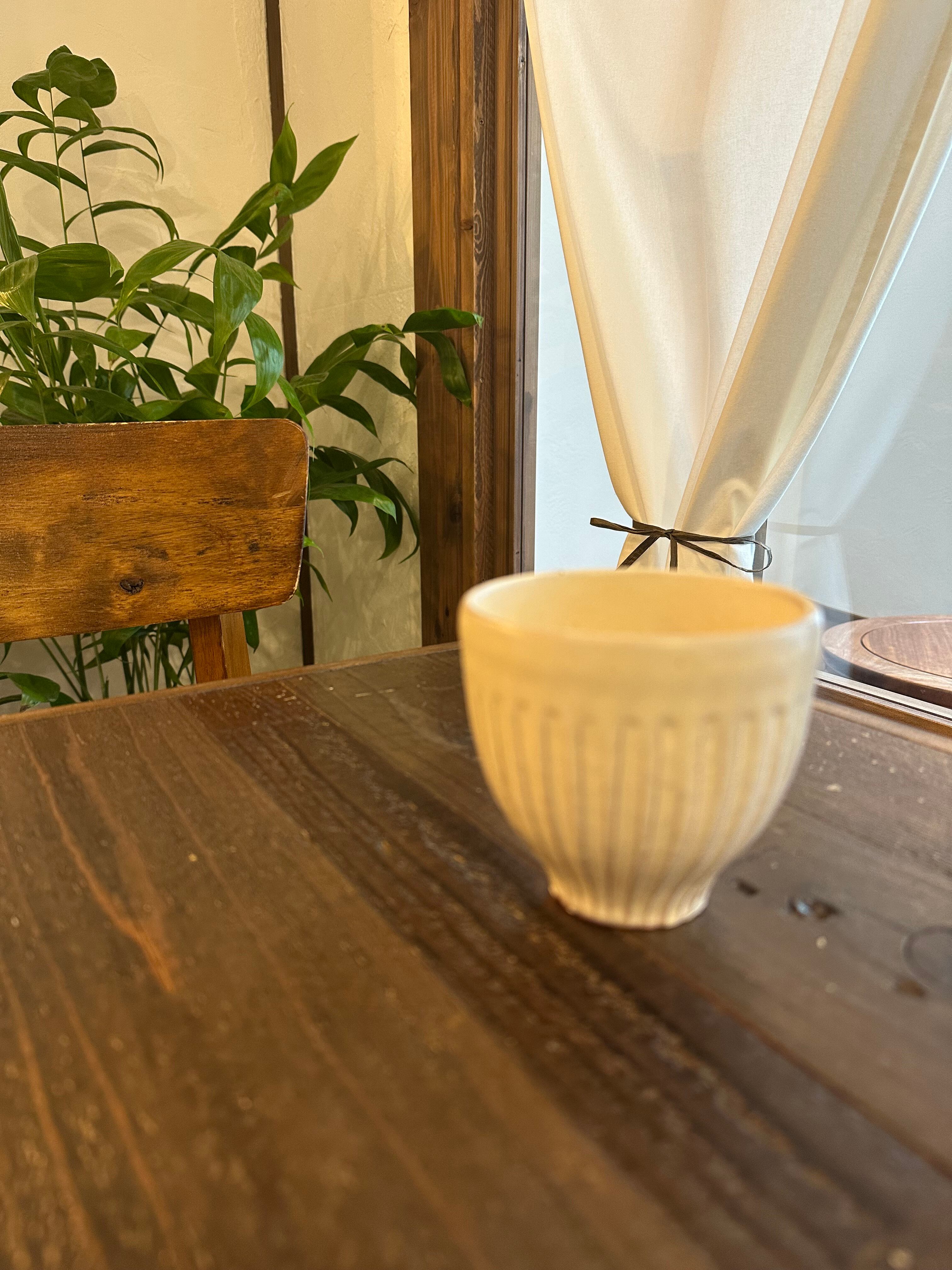 グラデーションブルーのご飯茶碗 | 陶器屋カフェつむぎ produced by