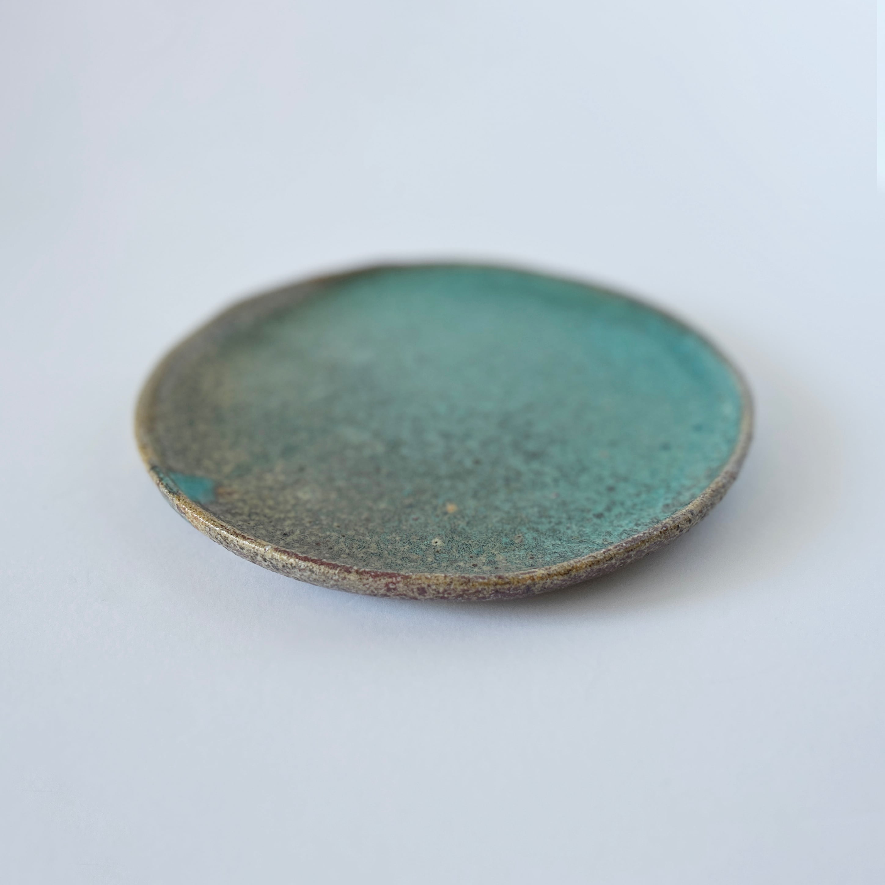 陶器 平皿 ケーキ皿 ターコイズブルー | le mum online shop