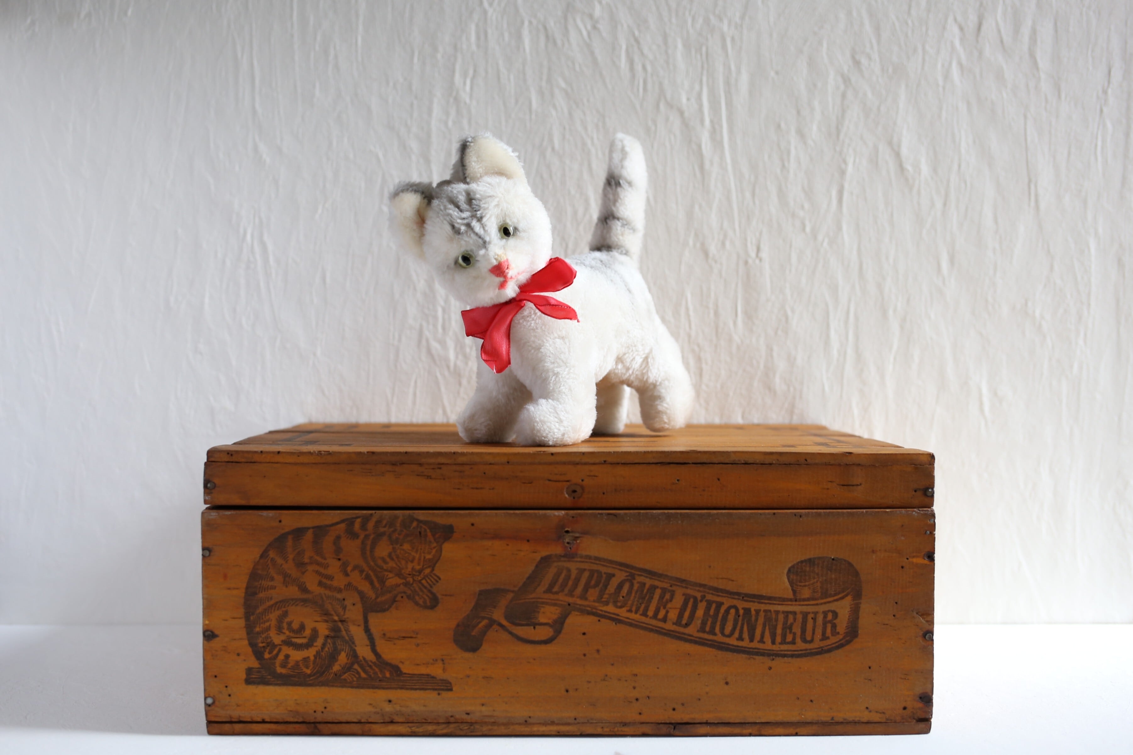 フランス アンティーク ヴィンテージ ぬいぐるみ ネコ 白×グレー N-05604