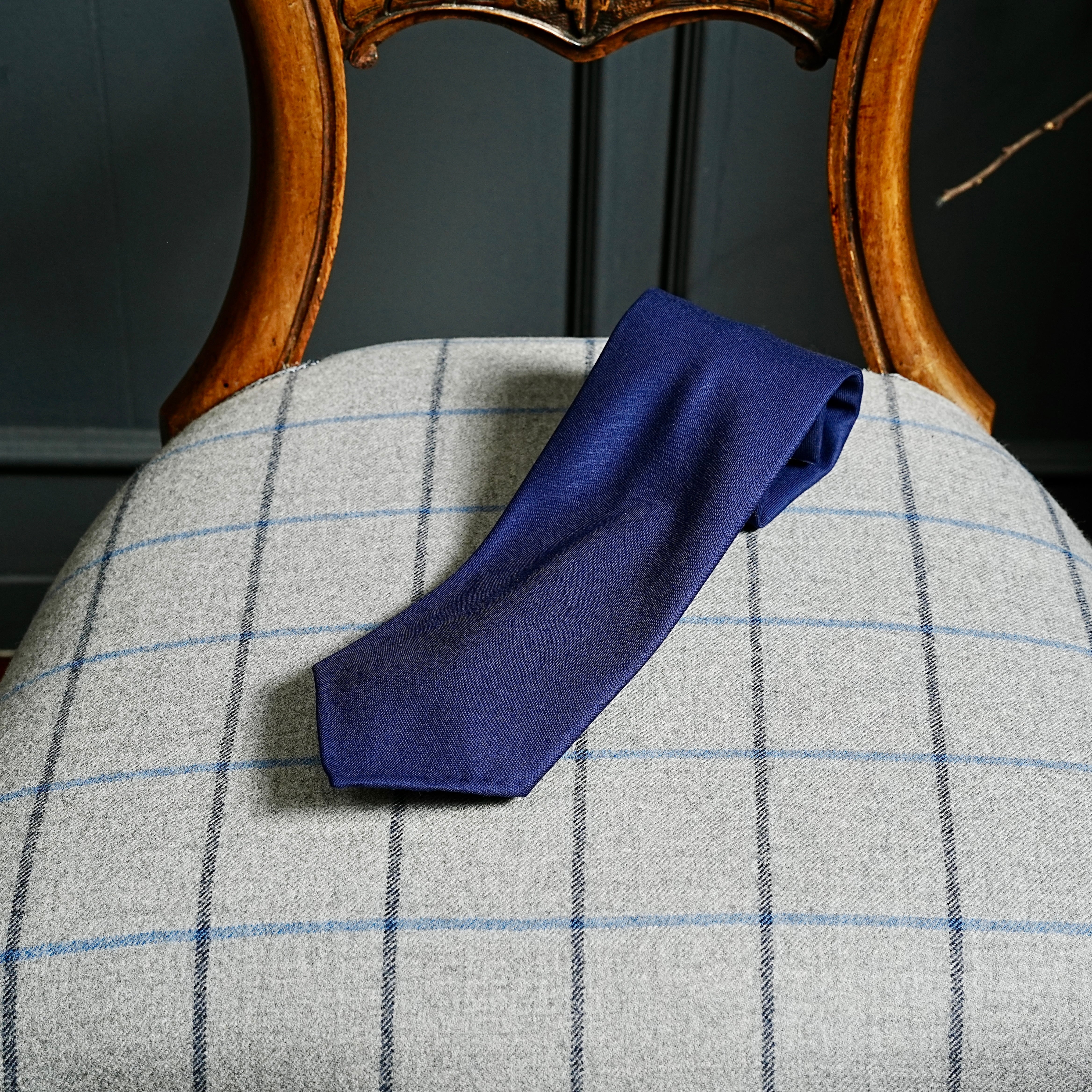 Wool Tie wool 100% Navy solid : Drapers super 120's (It is lighter than another Dark bleu solid tie)