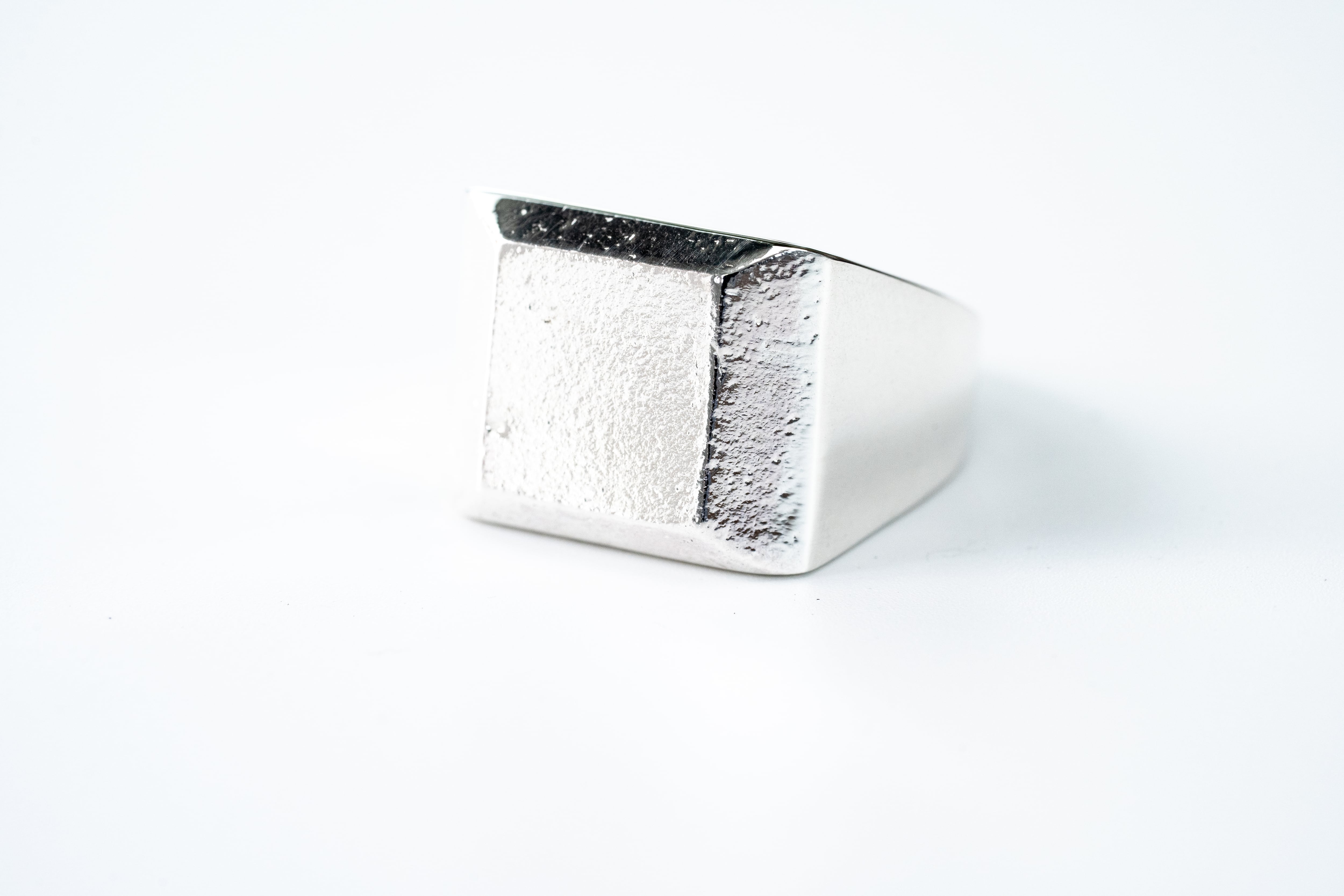 R-053 signet ring square texture | WAKAN SILVER SMITH online store
