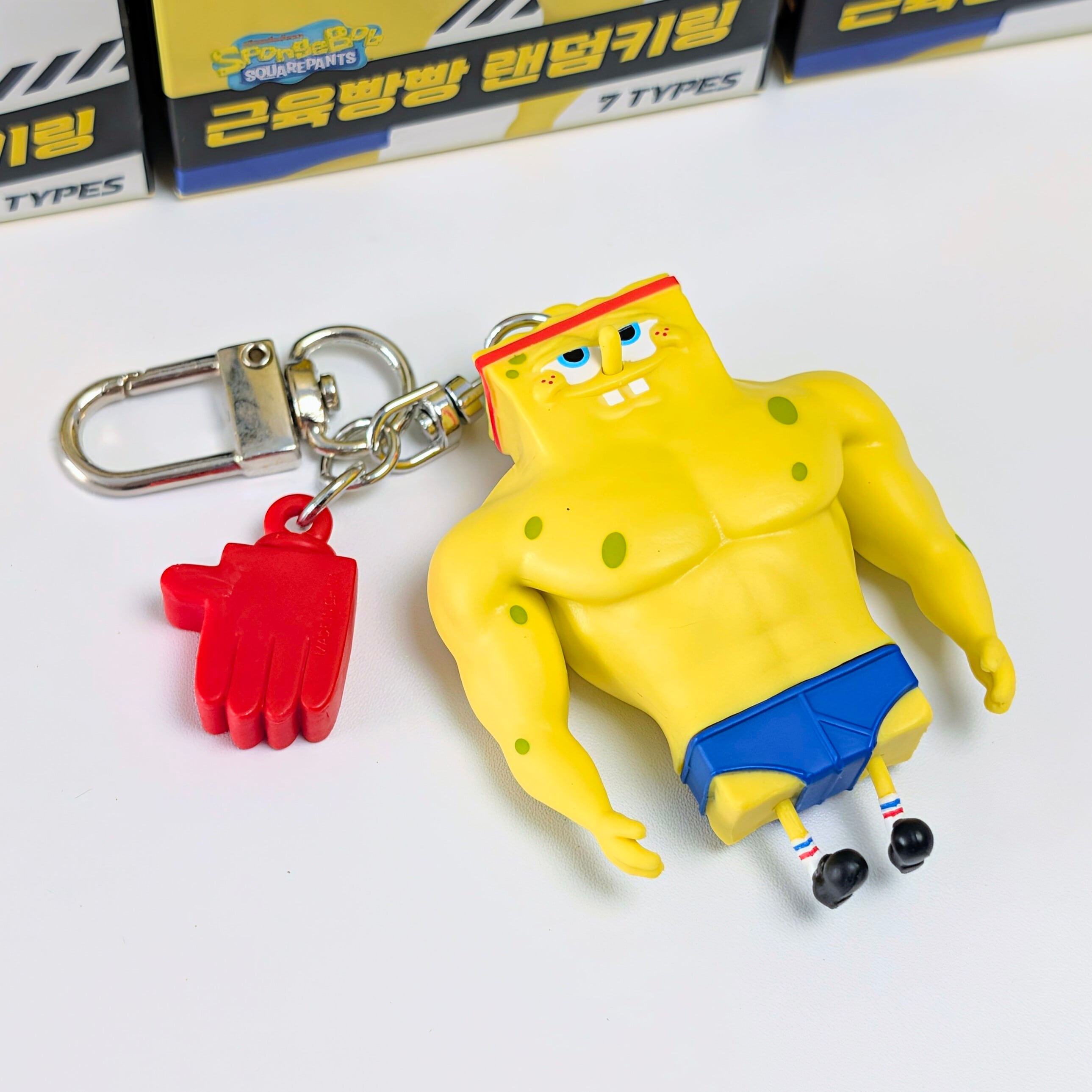⚡️KOREA Exclusive⚡️【 SpongeBob SquarePants ( スポンジボブスクエアパンツ ) 】※未開封1個での販売 / 韓国限定‼️筋肉パンパン マッスルランダムキーリング / マスコット〚アメリカン雑貨 アメトイ〛