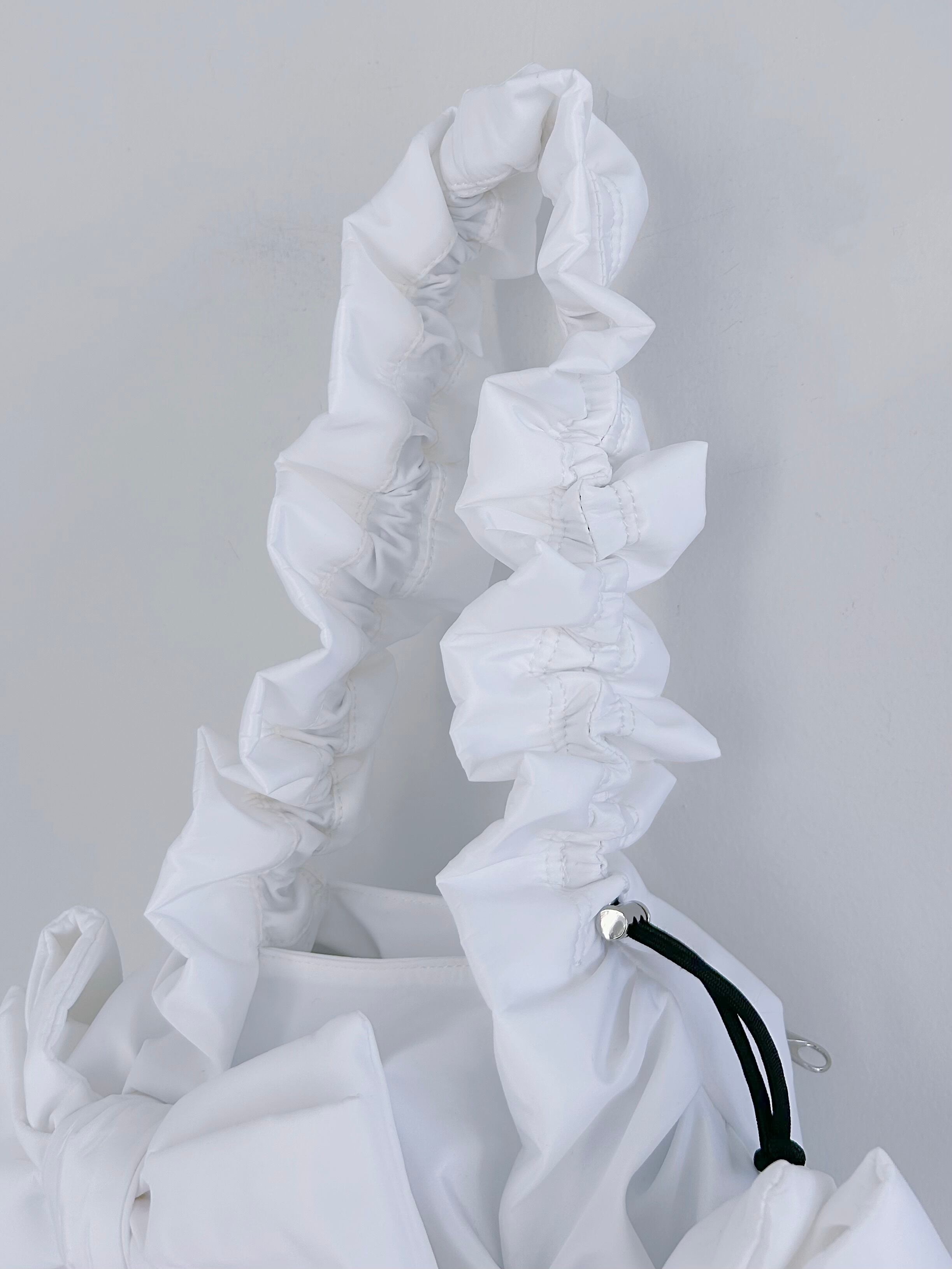 MUVEIL アウトドアプロダクツコラボ リボンノットバッグ （小） | KOKO