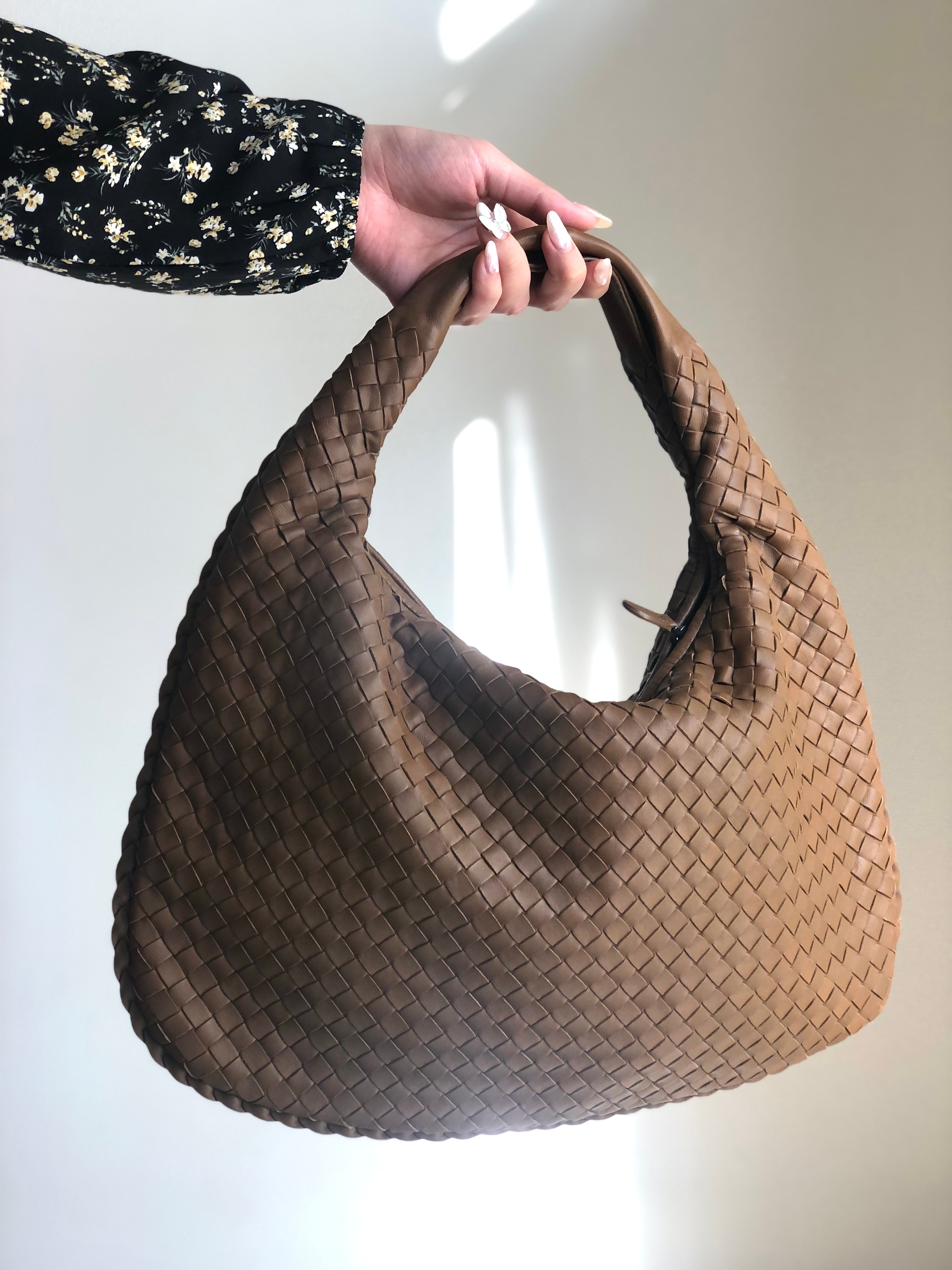 BOTTEGA VENETA ショルダーバッグ イントレチャート レザー