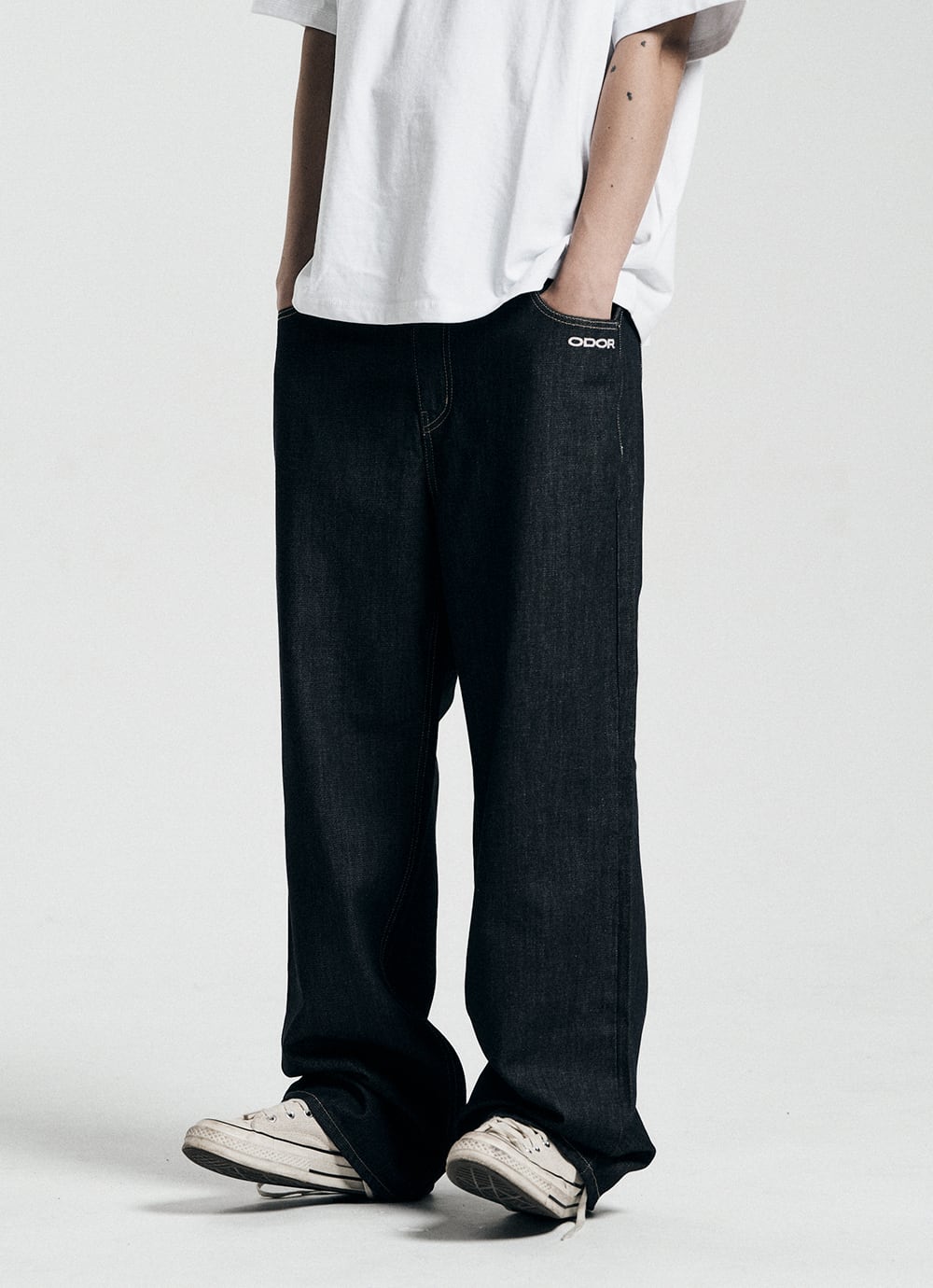 ☆LE SSERAFIM ウンチェ 着用!!【ODOR】Logo drop denim in ☆LE SSERAFIM ウンチェ 着用!!【ODOR】Logo drop denim in