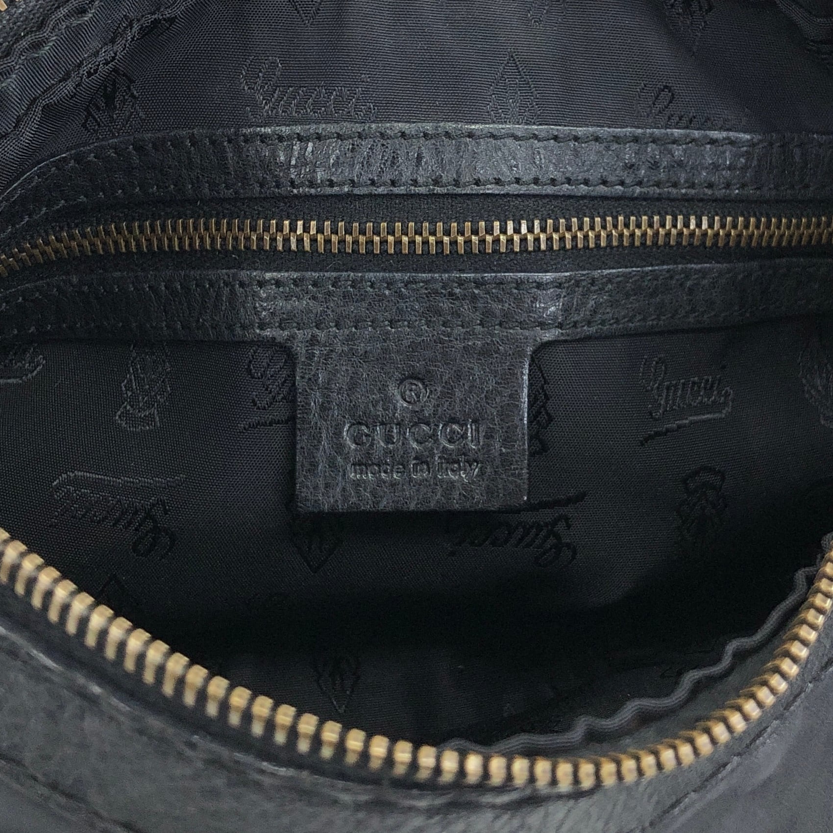 GUCCI グッチ ヒステリア ショルダーバッグ ブラック レザー ホーボー