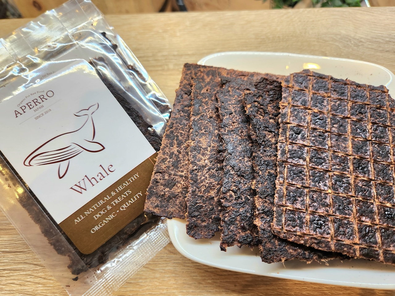 <プレミアム>ミニトリーツ|くじらせんべい 20g