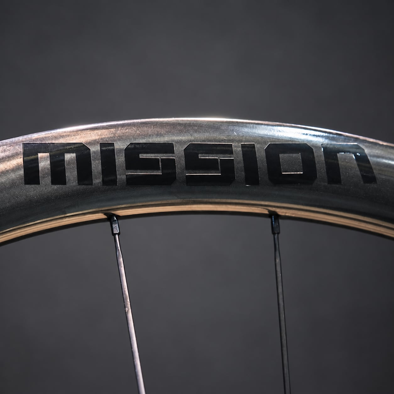 第5ロット10月初旬】MISSIONカーボンホイール 40mmハイト | BARACAN