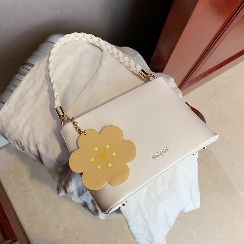 センスレディーススモールバッグ2020夏新しい流行のファッションワイルドインシングルショルダー脇の下ネット赤いハンドバッグ 手作りハンドバック50647339215