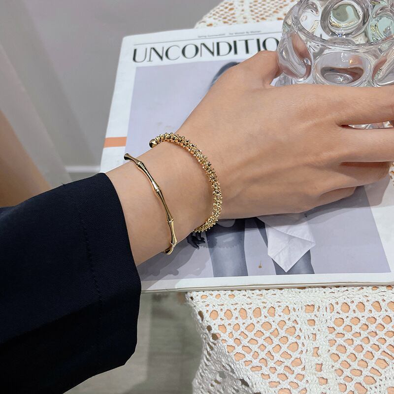 バングル 個性 ブレスレット 腕飾り アクセサリー 韓国 レトロ 上品