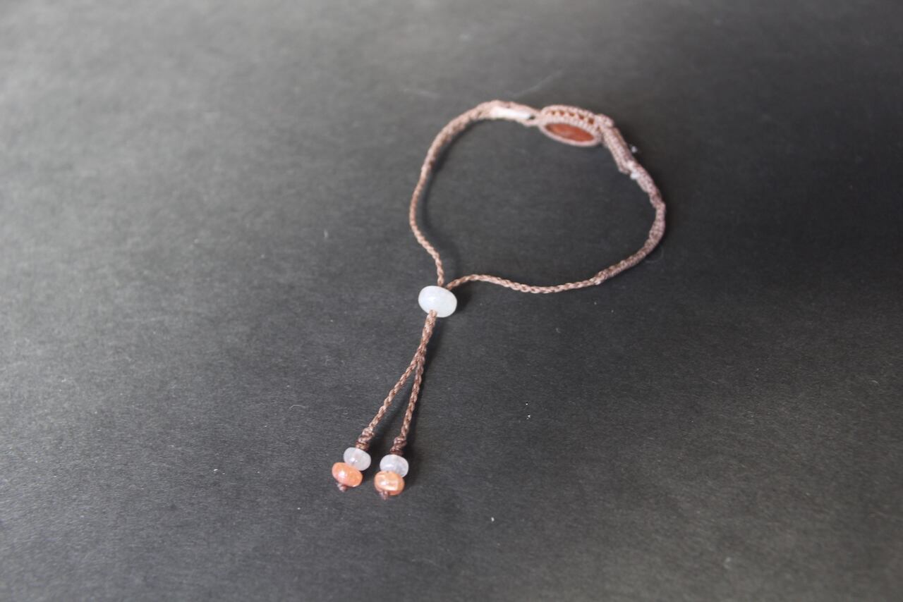 Sunstone & Rainbow moonstone micro macrame pendant