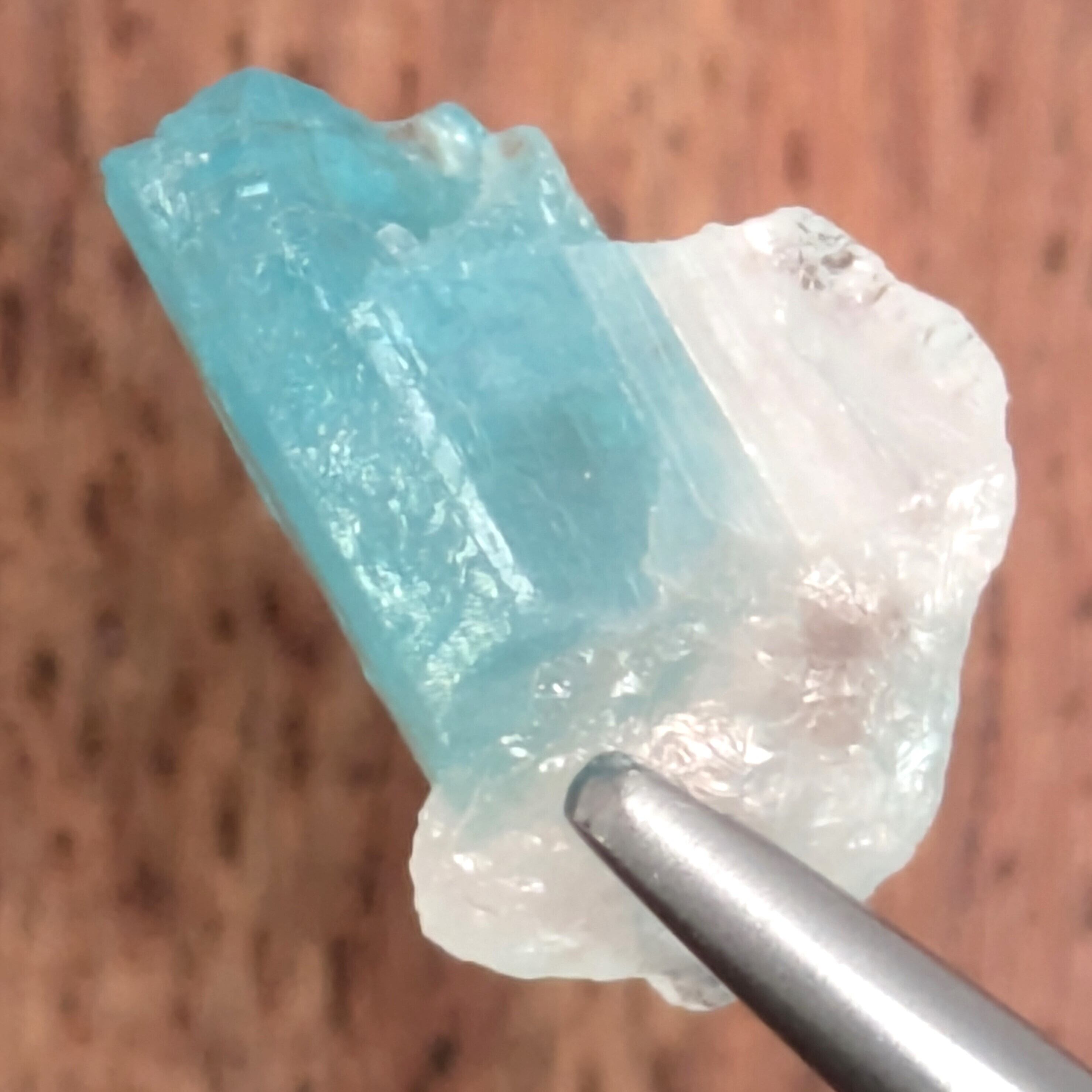 パライバトルマリン原石 ブラジル・パレーリャス産【2.39ct】PRO207751