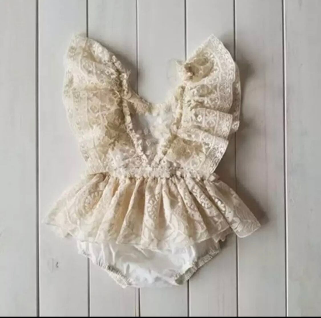 ベビーフリルレースドレス》》》》》》》》》》》》海外子供服 ベビー ドレス フリル ベビーフォト ニューボーンフォト パーティー インポート ロンパース