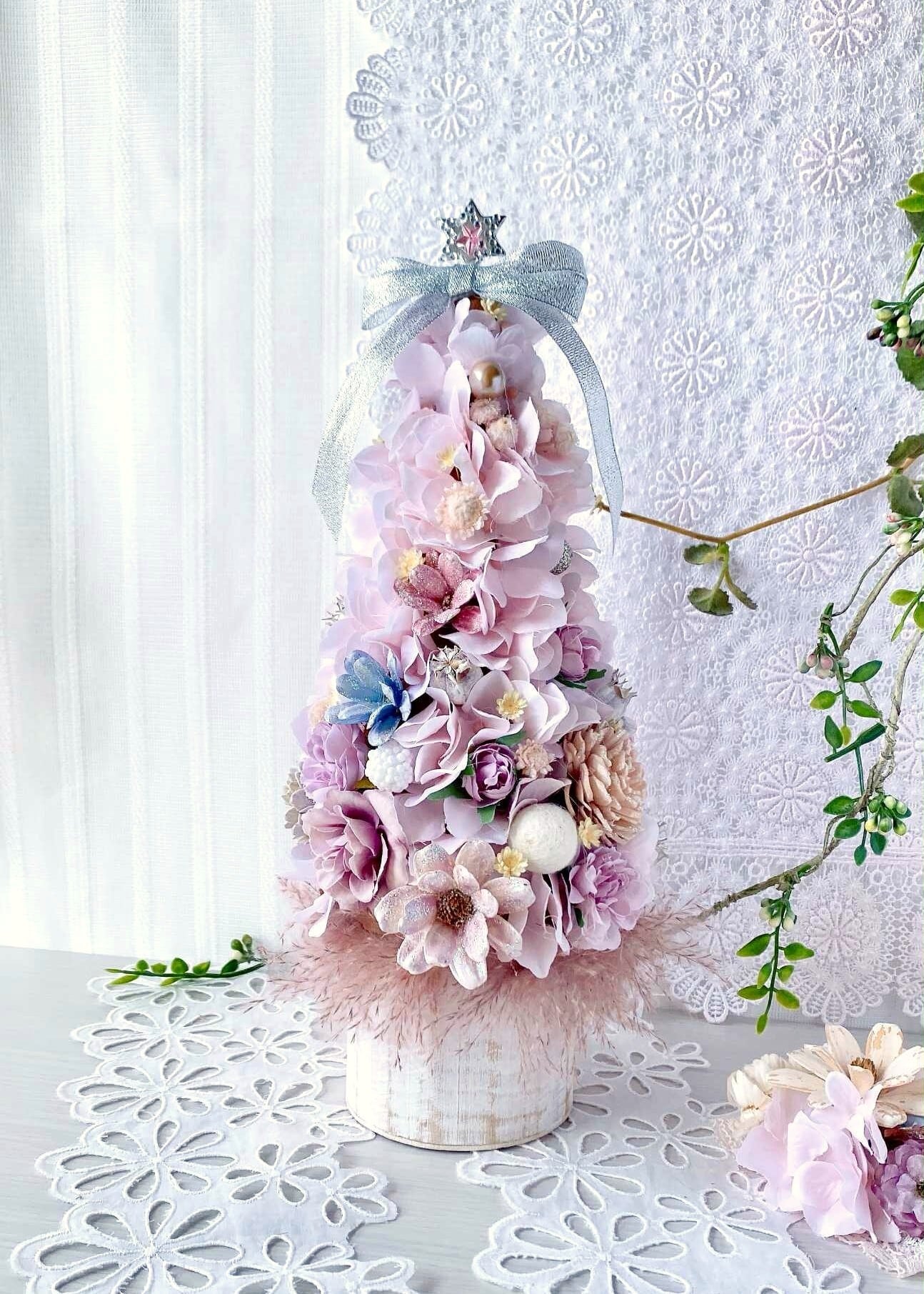 【HK-003】やさしさ咲くパステルピンクのクリスマスツリー｜心ときめく冬の飾り