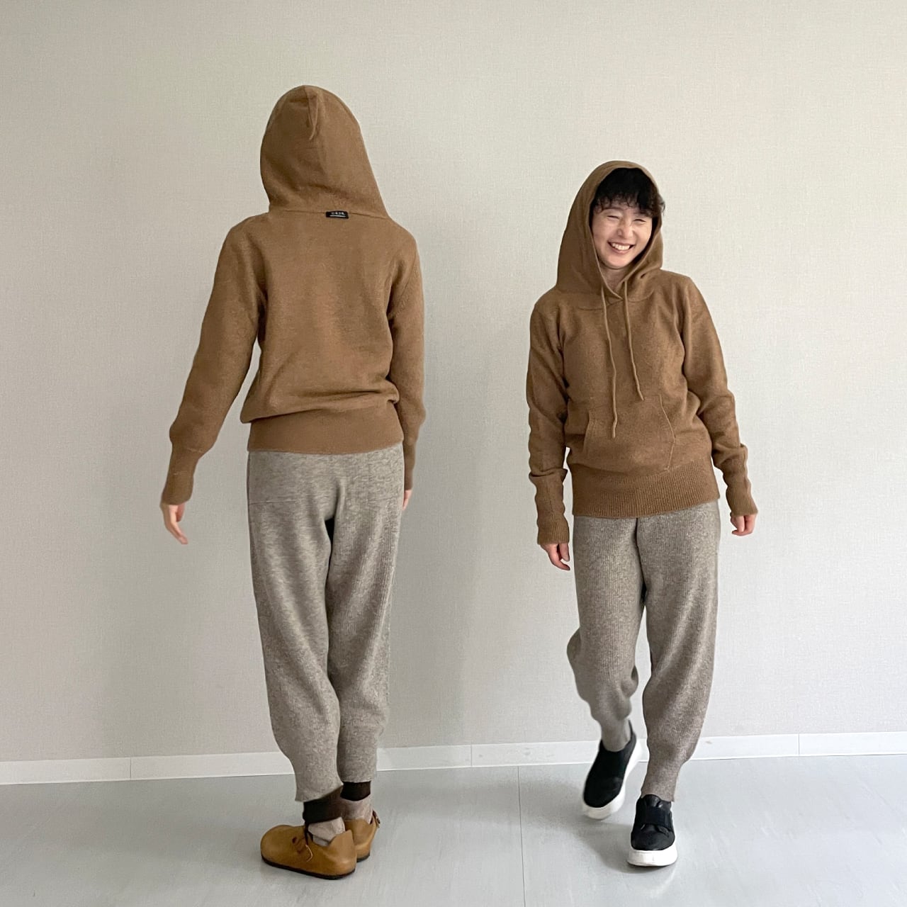 らくだのパーカー | 空飛ぶ羊 BASE webshop｜モンゴルのあたたかい靴下