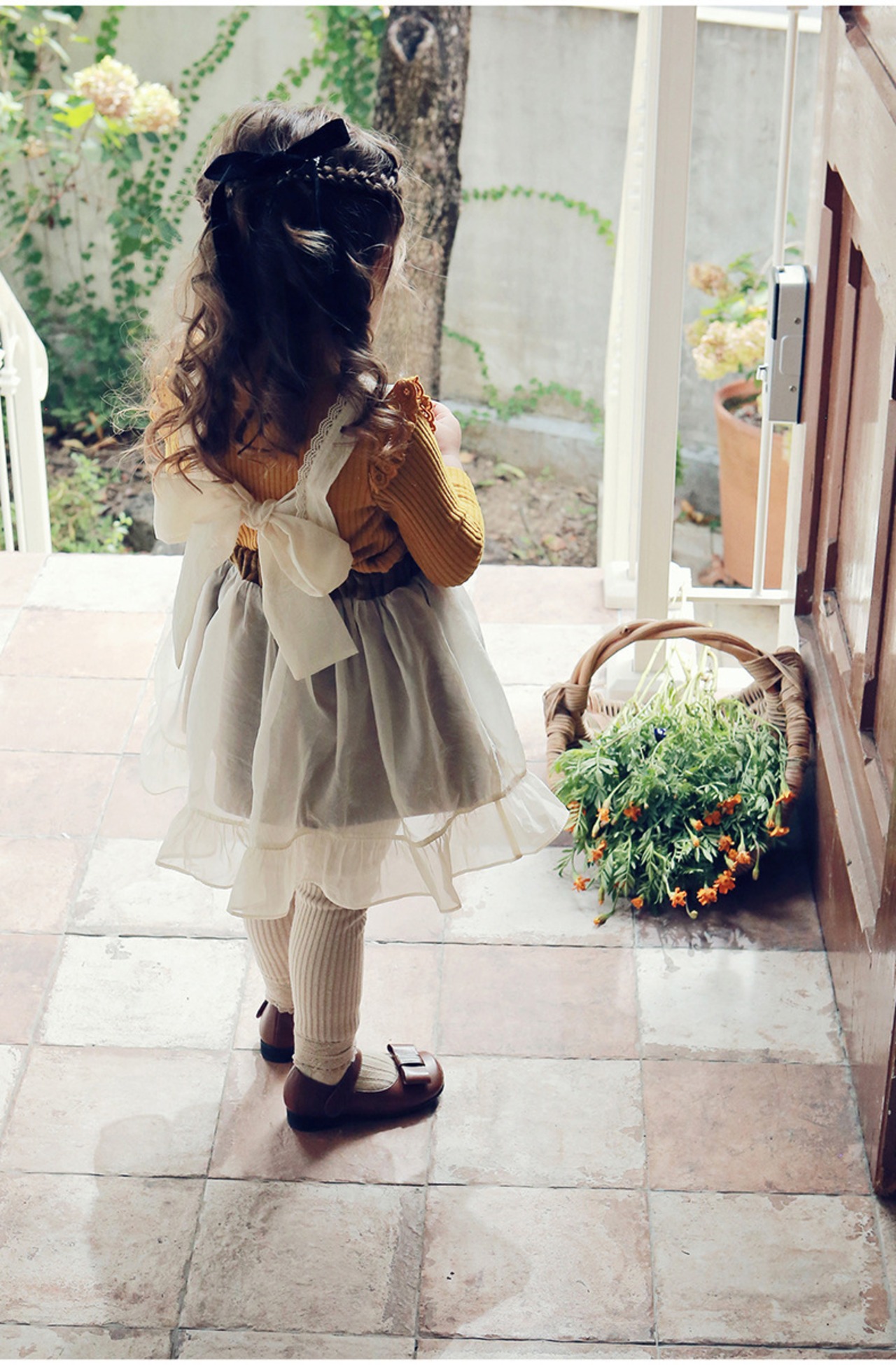 秋バックリボンチュールサロペットスカート