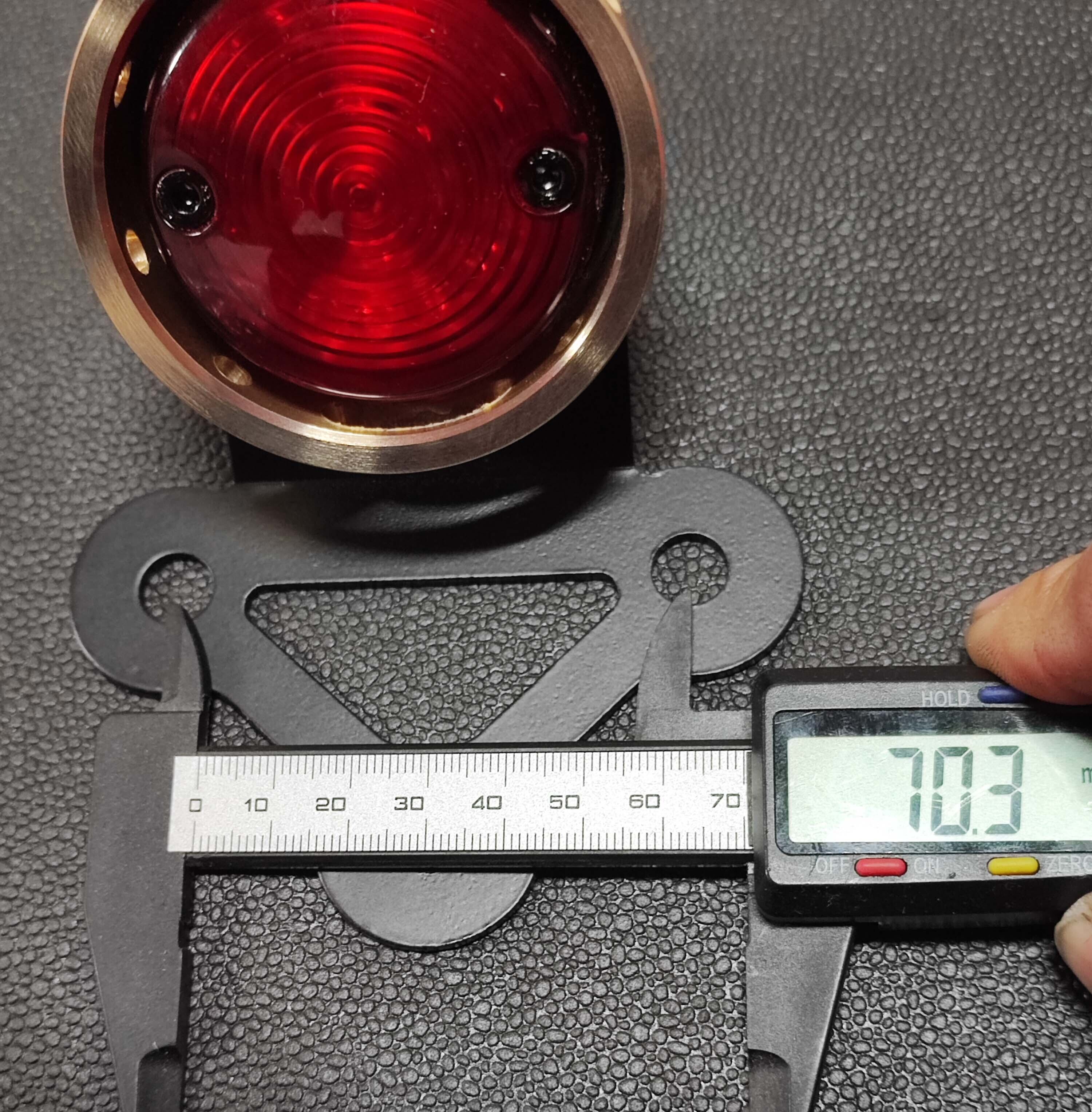 LED テールランプ 真鍮 ドリリング 1型 | Motorcycle Cross Factory