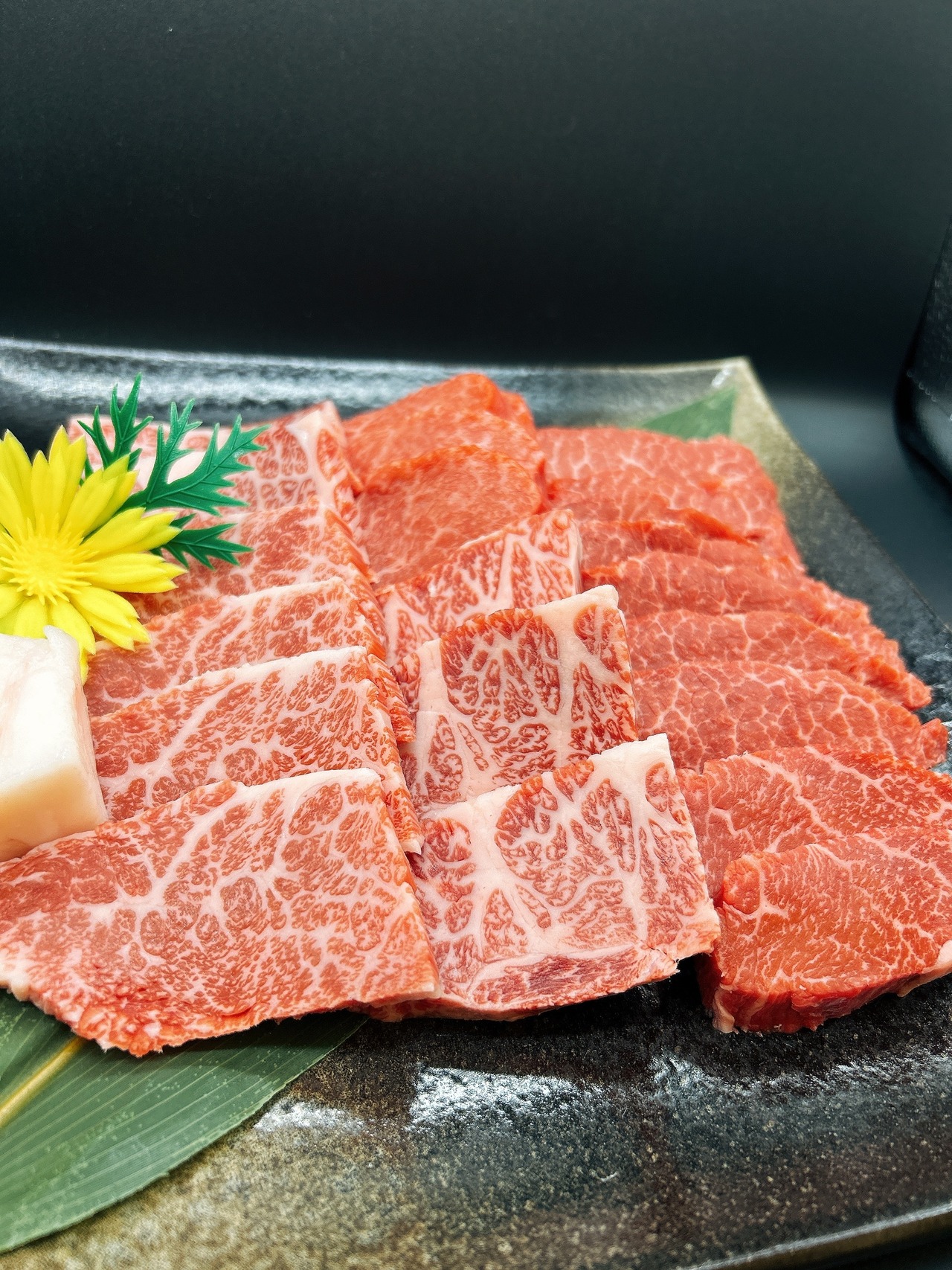 黒毛和牛赤身・カルビ焼肉　300ｇ