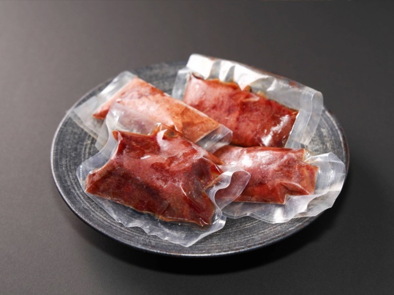 【熊本直送】海外産赤身馬刺し（ブロック）　200g　・画像3