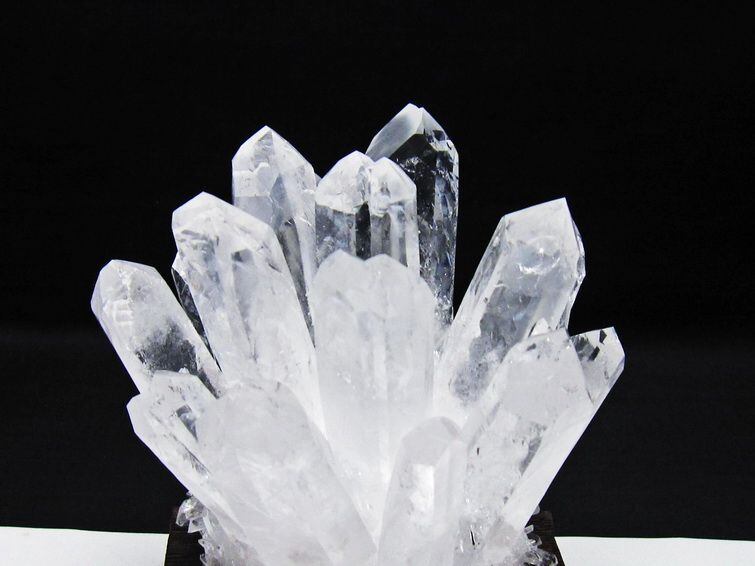 水晶 クラスター 水晶 原石 台座付属 一点物 182-8620 | 天然石