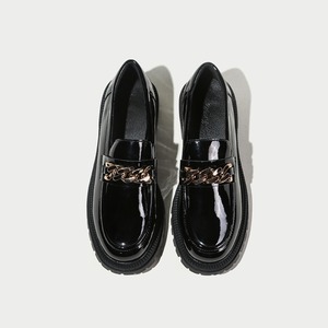 patent leather chain loafers J0042