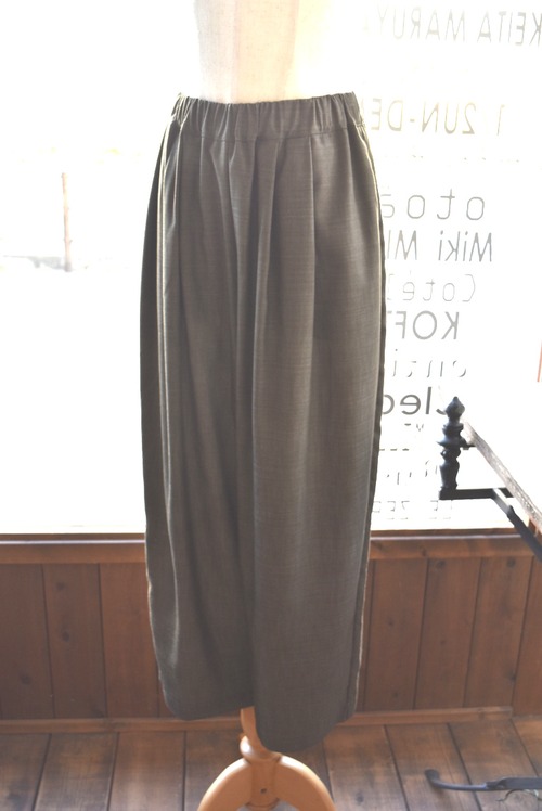 NARU(ナル) シャンブレーツイルタックワイドパンツ