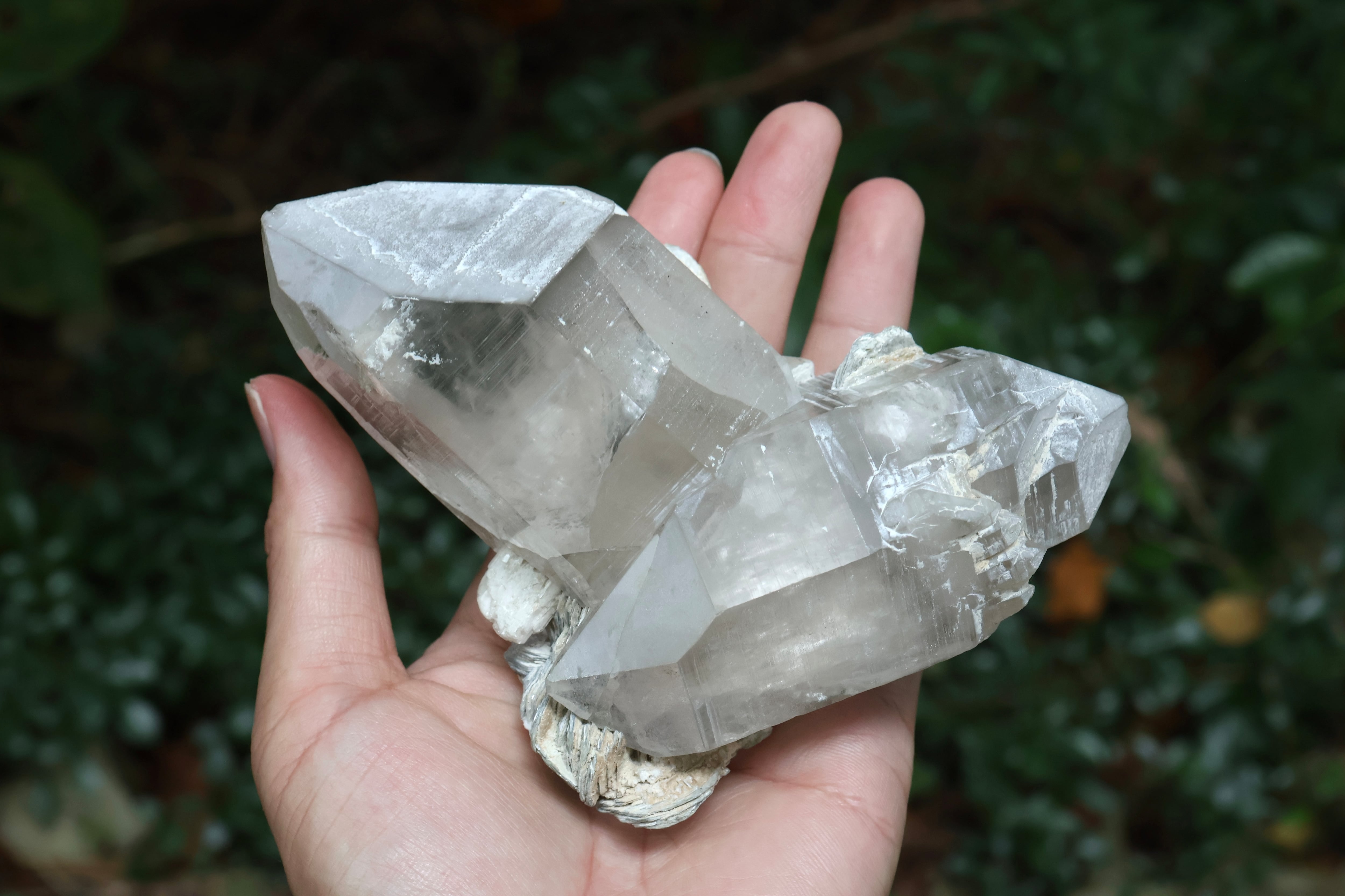 ヒマラヤ水晶 タプレジュン産 虹入り DT | 石垣島の夜光貝アクセサリー