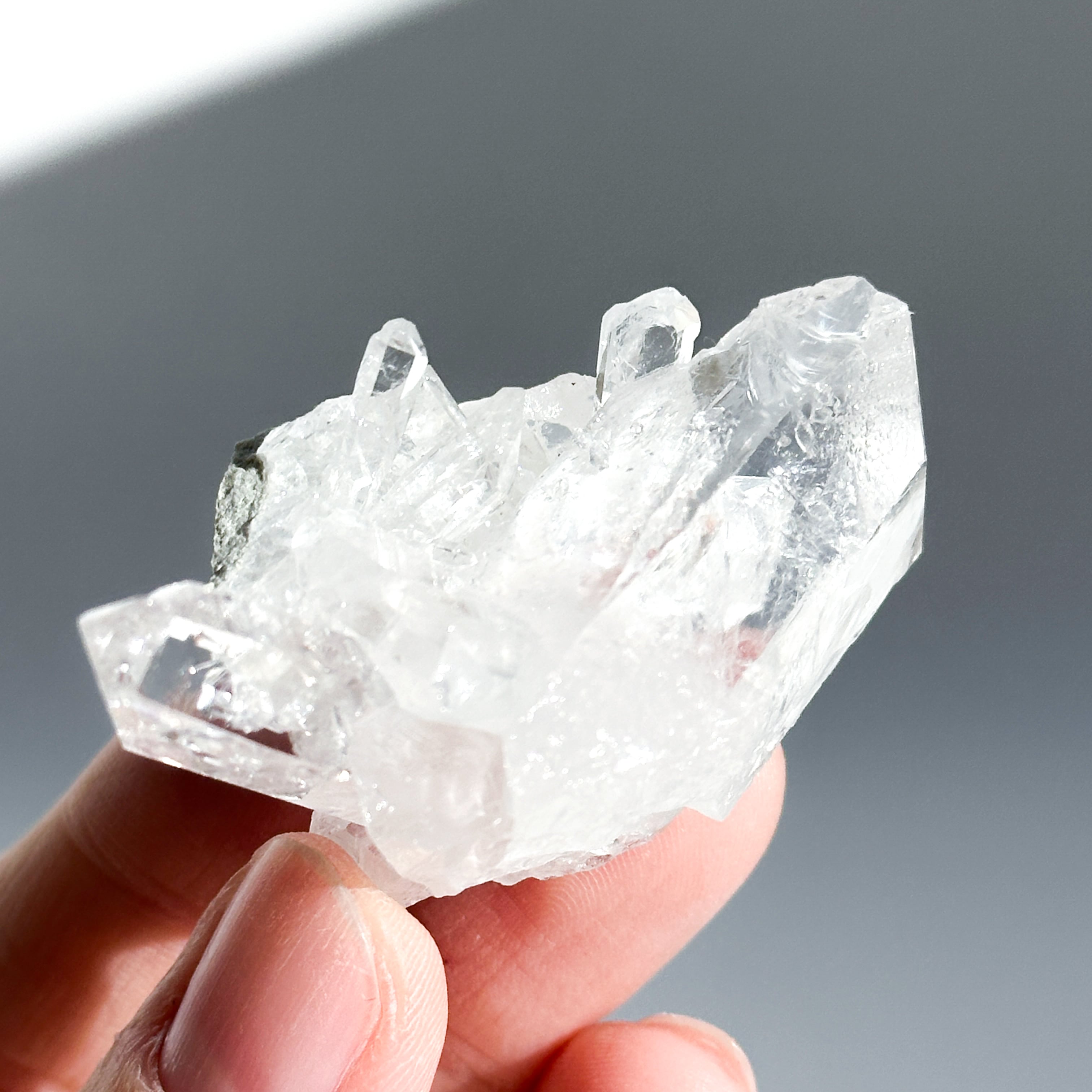 クリアクォーツ☆天然 水晶☆クラスター☆563g ゼッカ産水晶
