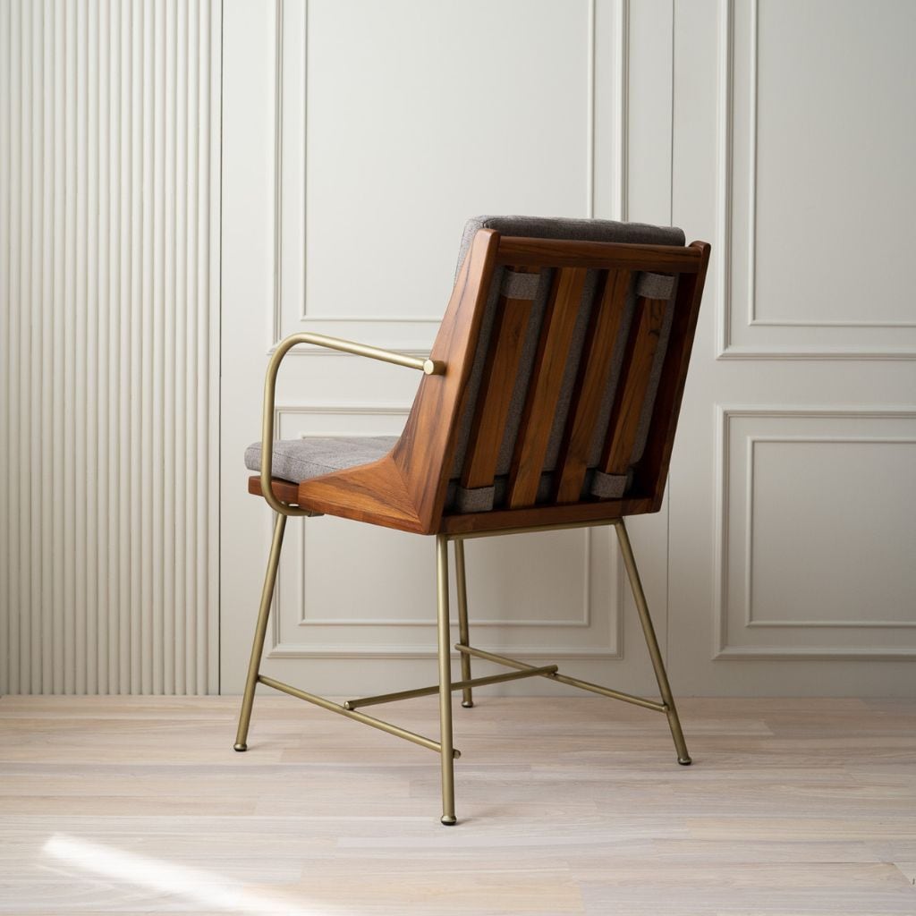 【美品】Karak Arm Chair / カラックアームチェア （1脚） Karak Arm Chair / カラックアームチェア – KuHoN