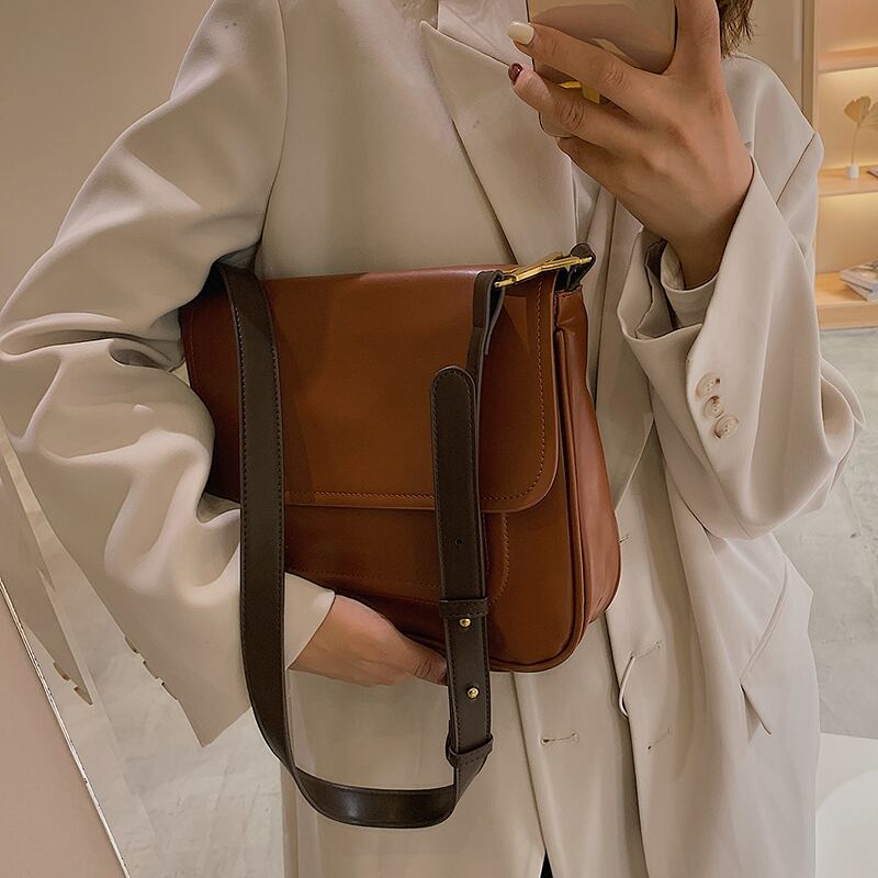 スタンダードレザーカジュアルオータムウィンター レトロ 秋物 冬物 トートバッグ メッセンジャーバッグ Tiancai_Wing_Bag5242313432