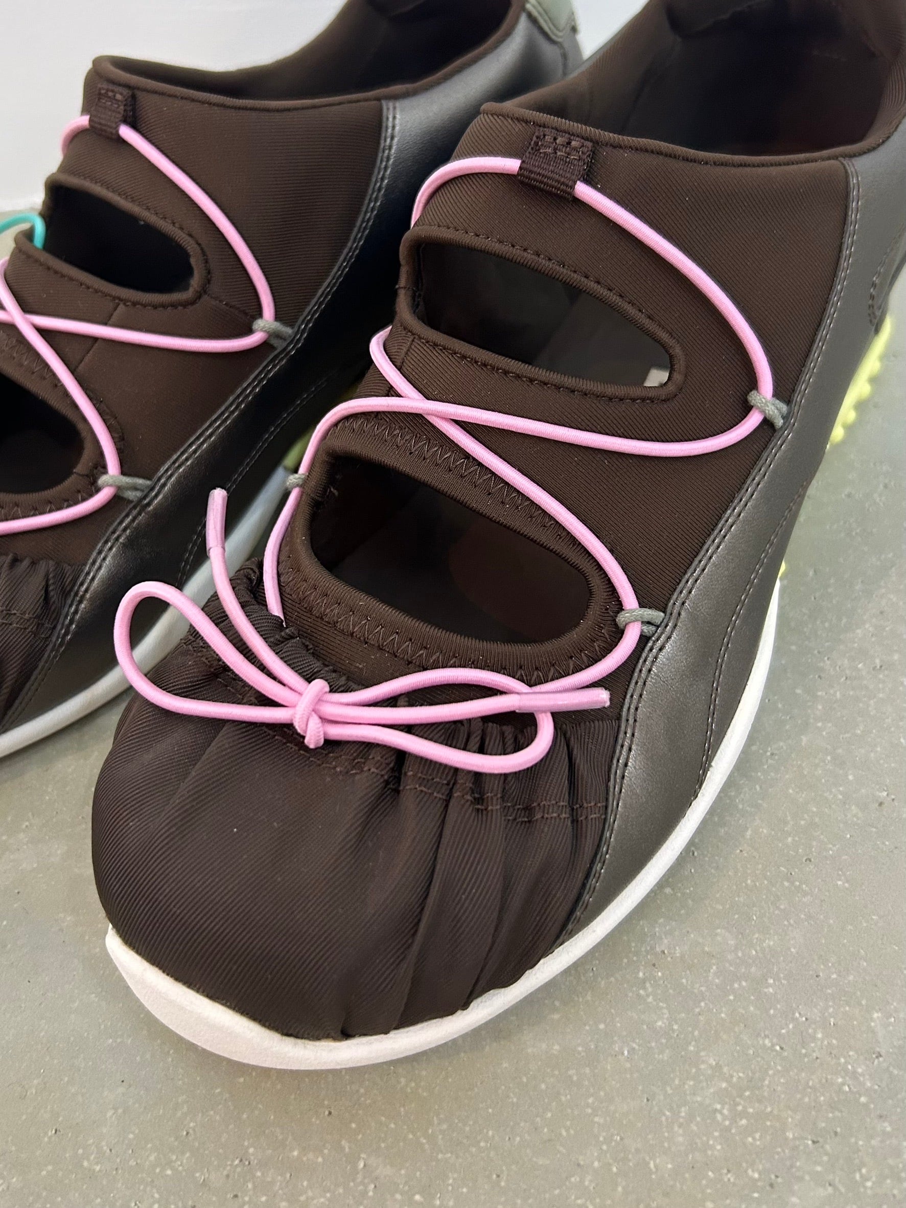 【お値下げ中】 GRAPE 靴 Itimi Palomawool shury お値下げ中】 GRAPE 靴 Itimi Palomawool shury お値下げ中】 GRAPE 靴