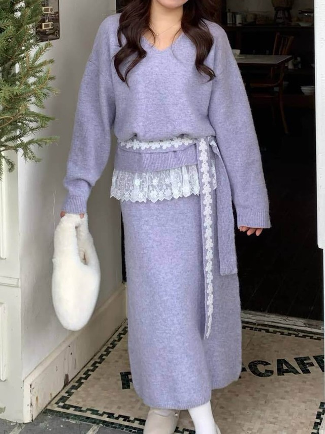 デートに選びたい愛されニットアップ 裾レースVネックニットアップ 2点セット 大人可愛い おしゃれ トレンド レース フリル 花 きれいめ フェミニン Vネック 着回し デート 細見え 大きいサイズ 韓国 CH11409