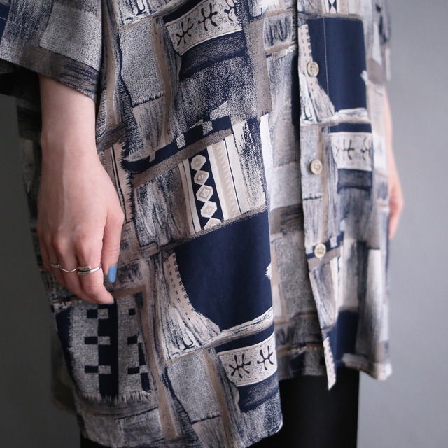 "擦り” block art pattern loose h/s shirt
