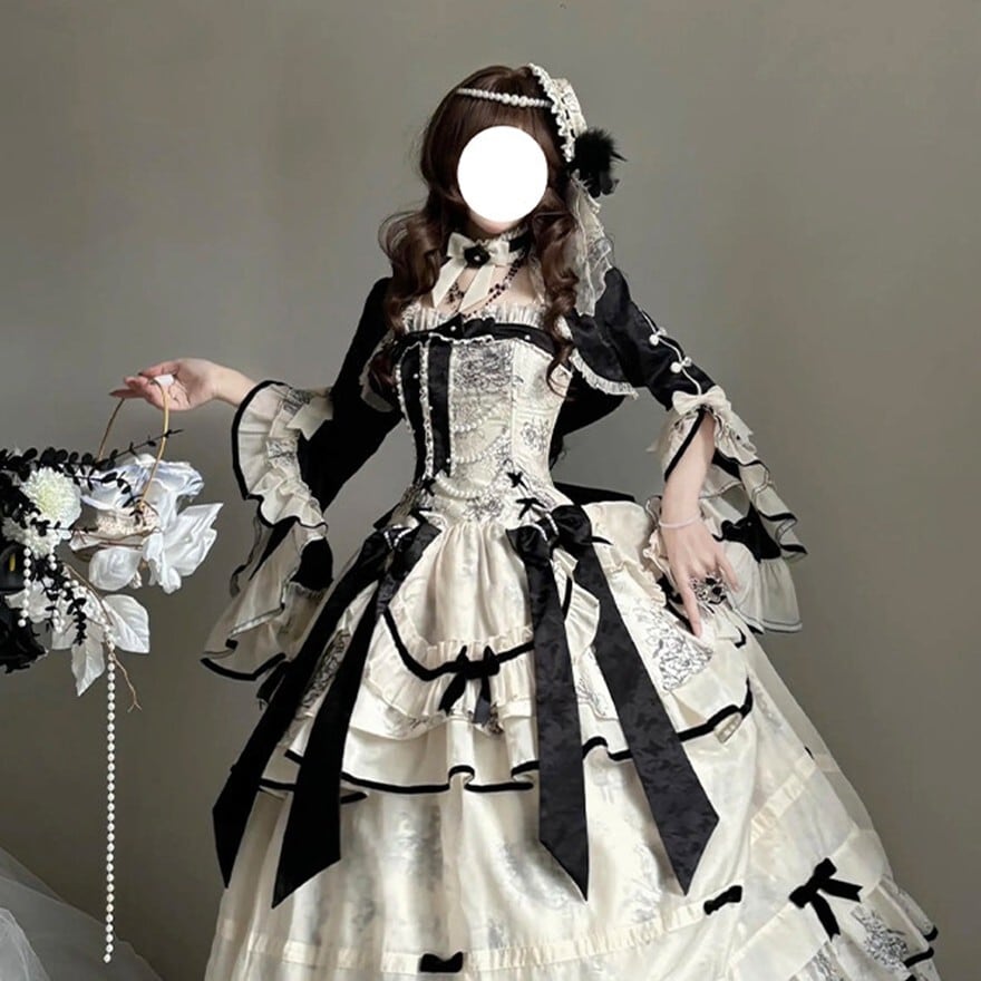 ゴシックロリータ｜黒リボンが揺れるクラシカル姫ドレス ペチコート