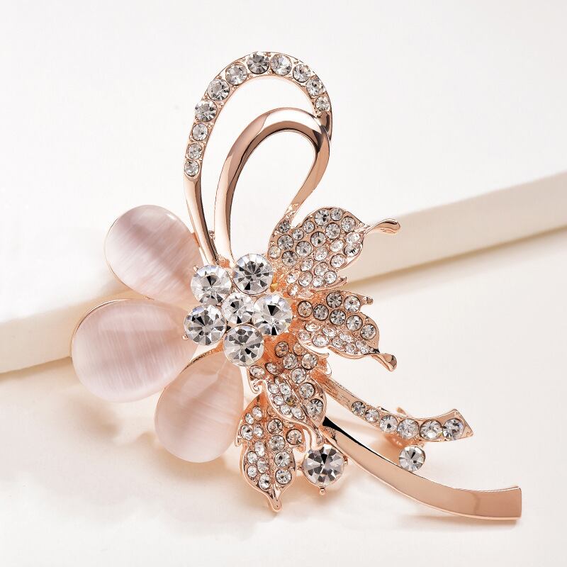 FOXEY フラワー ブローチ Fleur シャンパンゴールド FOXEY 】美品・お花ブローチ・シャンパンゴールド フォクシー FOXEY
