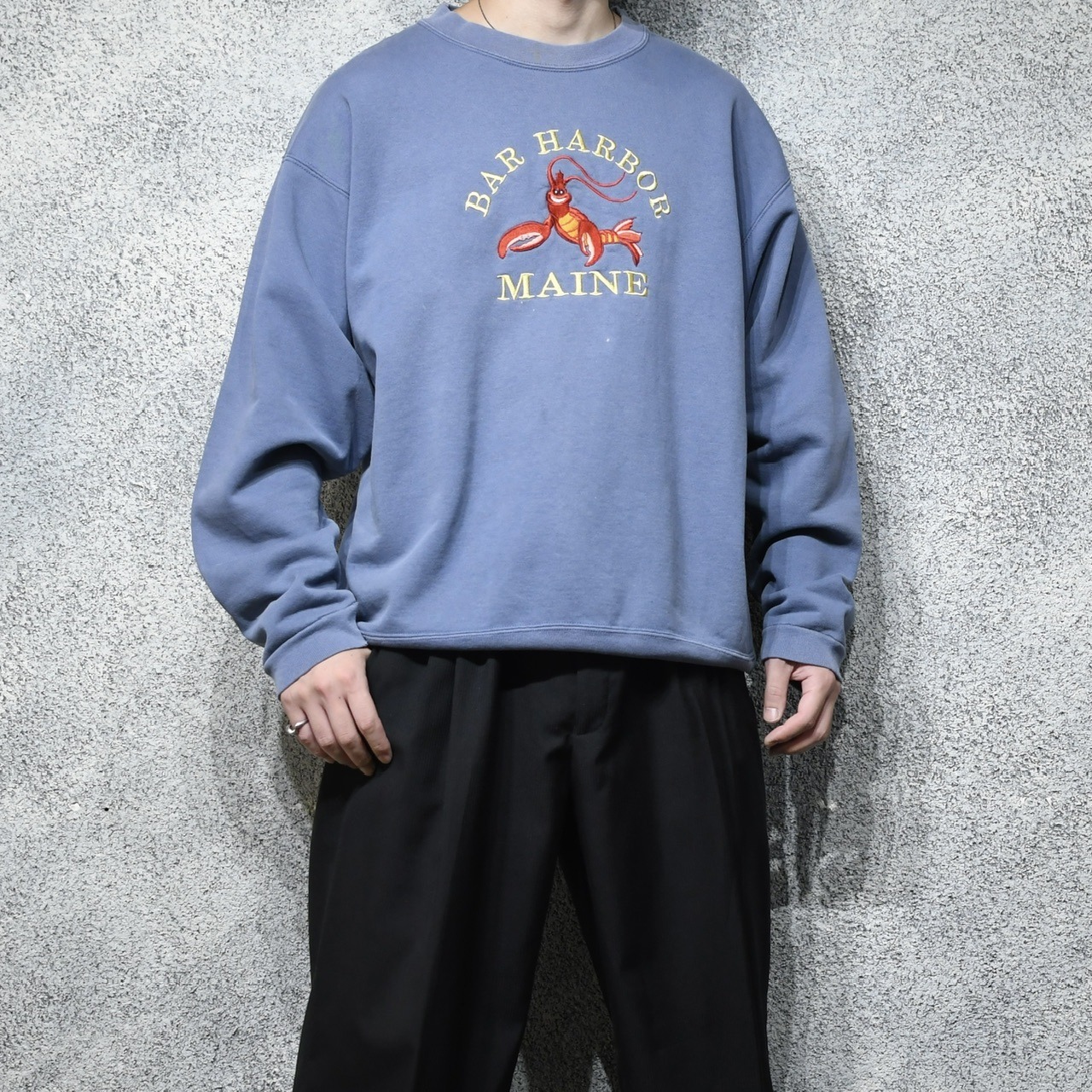 Lobster embroidery souvenir sweat