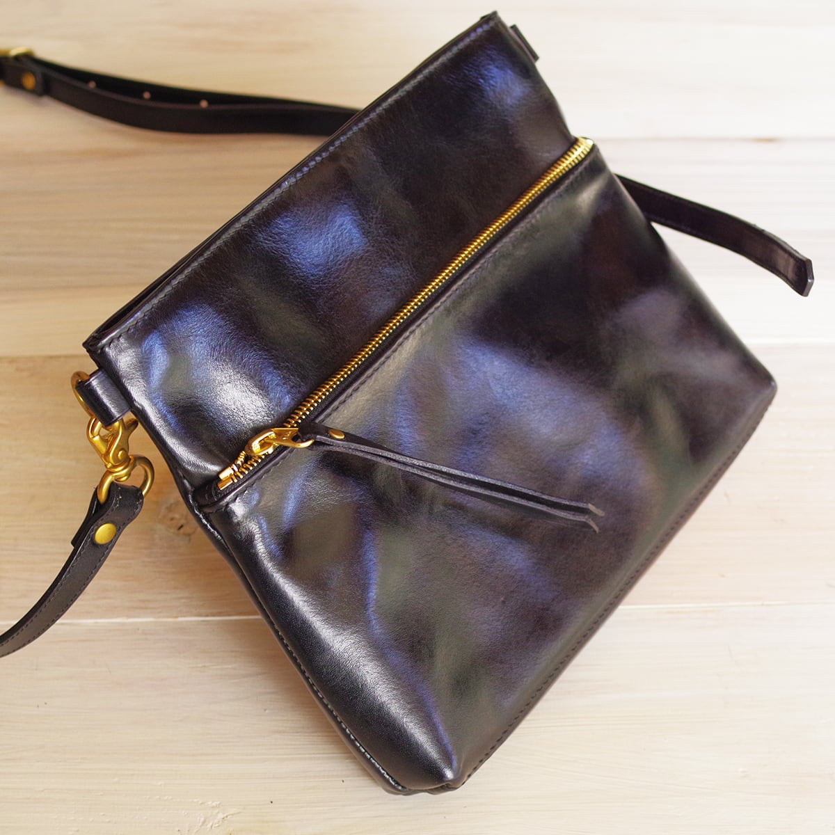 ツールバックアポロブラック×茶芯レザー