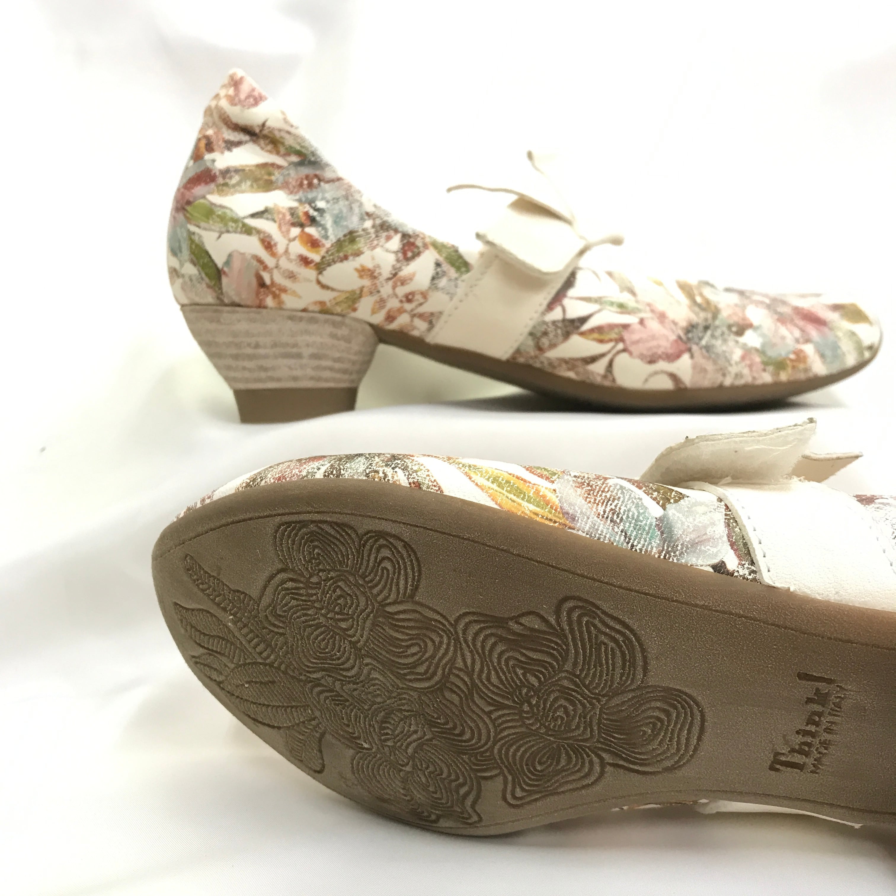 花柄がキュートなストラップリボンパンプス☆Think! シンク | shoes