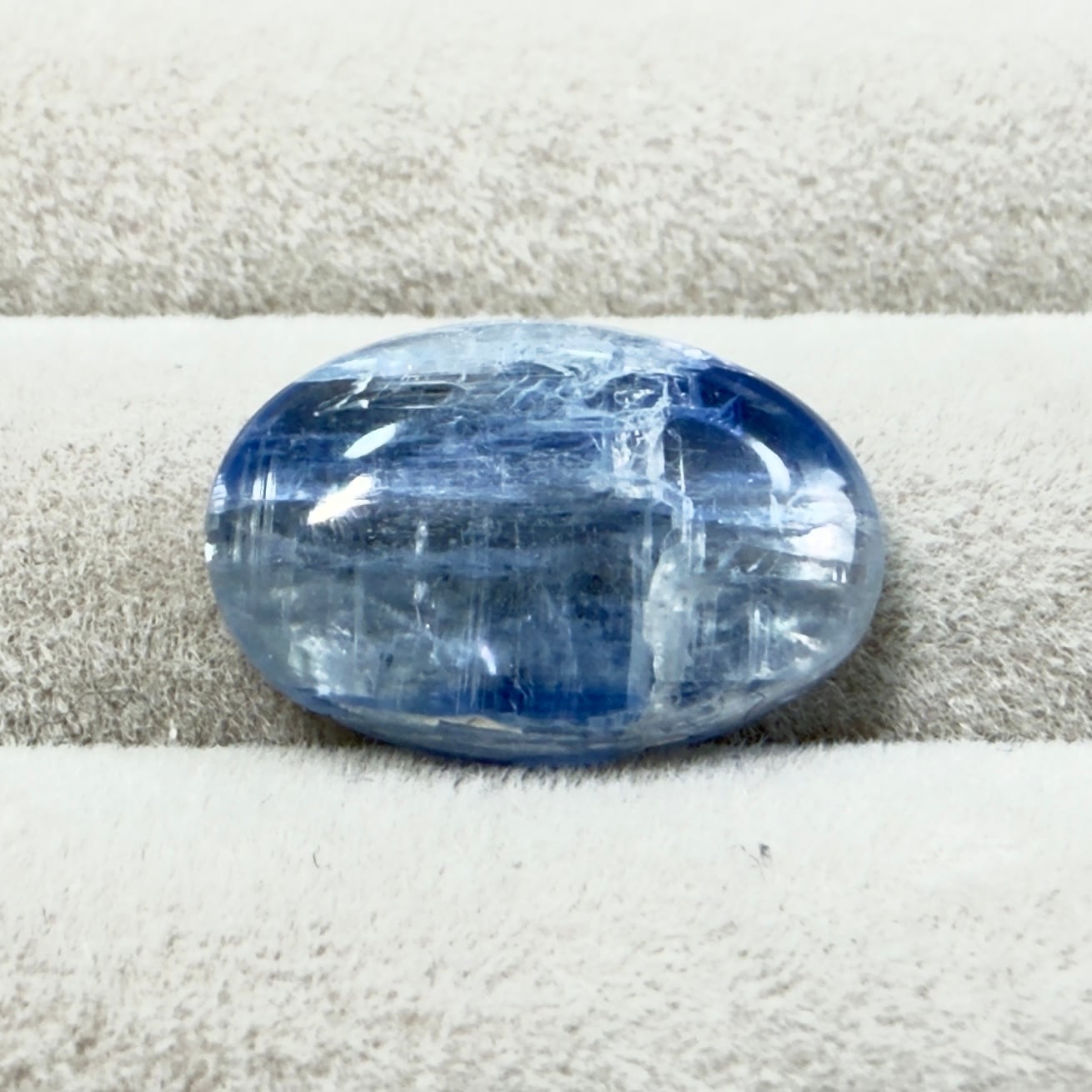 カイヤナイト】 ルース ネパール産 6.10ct | たからいしルース